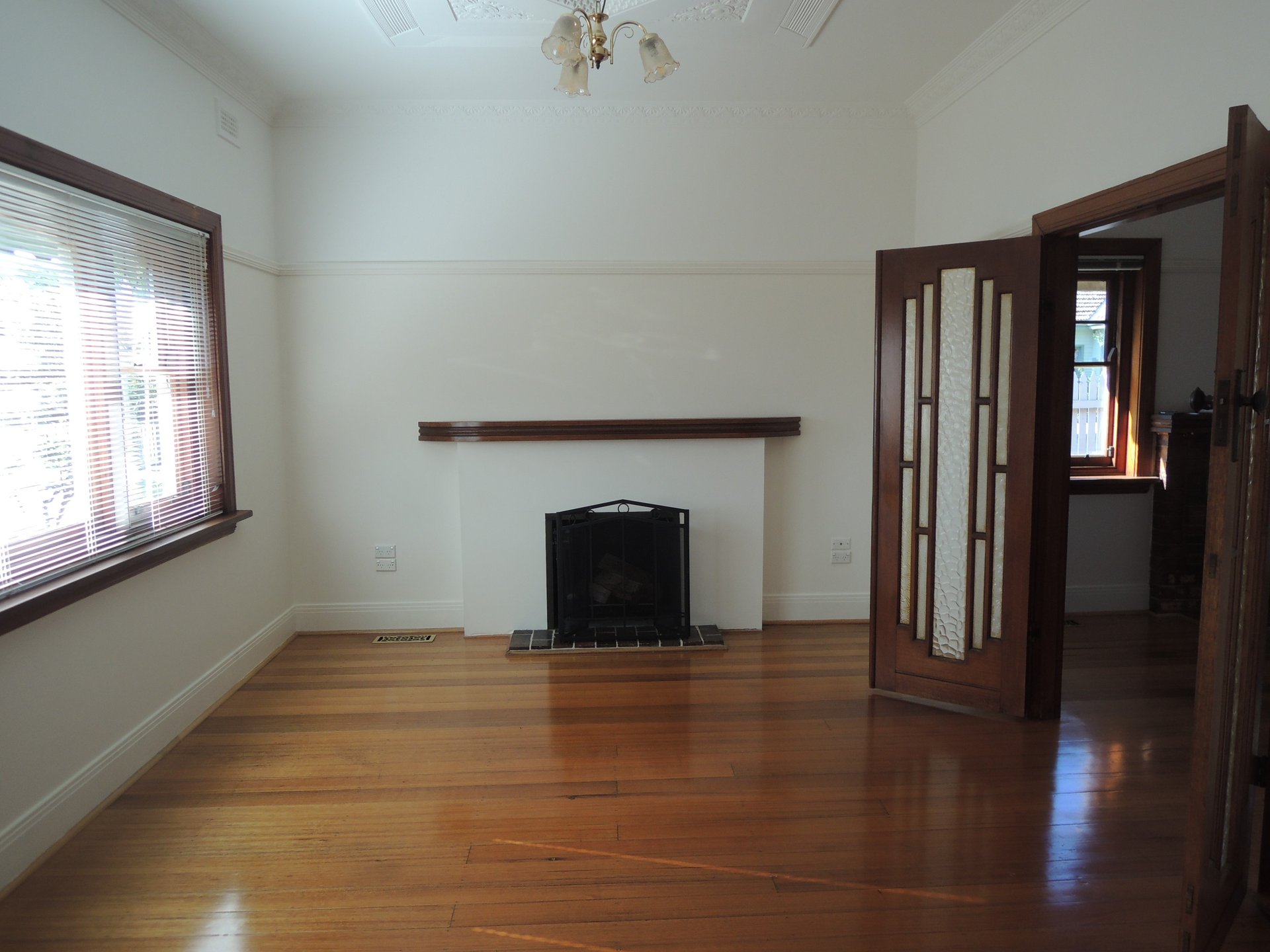 1/38 Bent Street, Bentleigh image 2