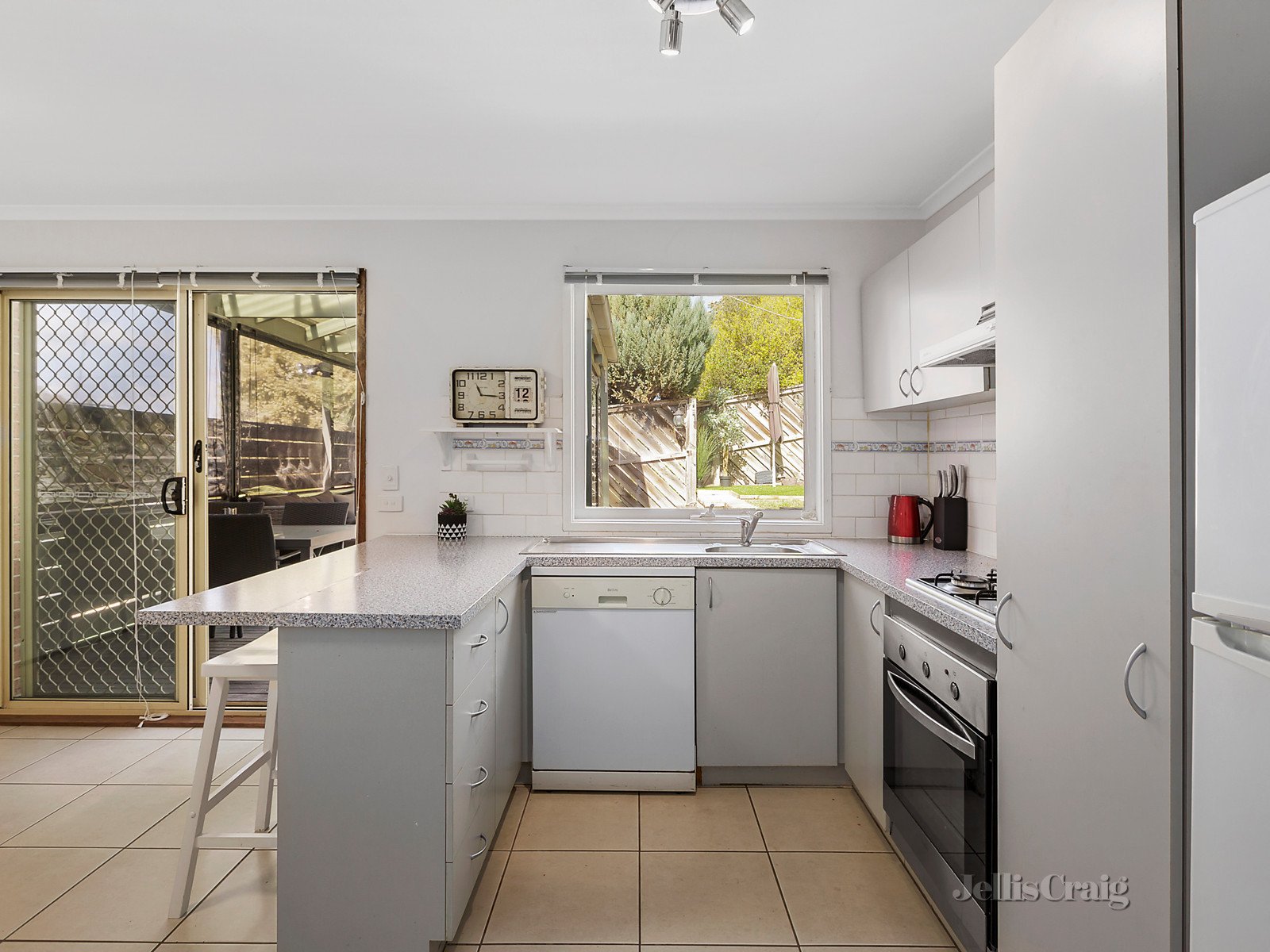 1/38 Clyde Street, Diamond Creek image 8