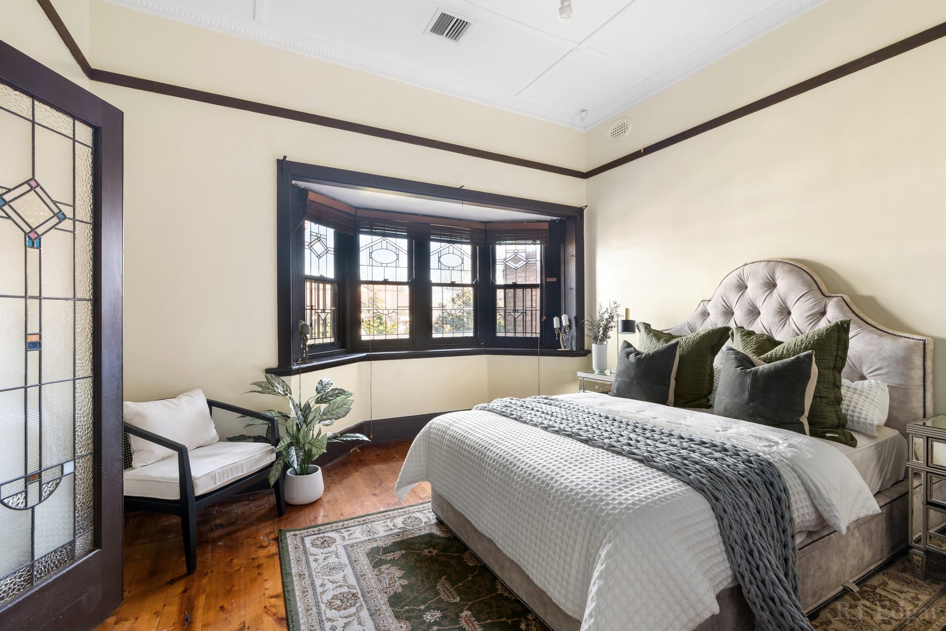 Property Gallery Thumbnail 4