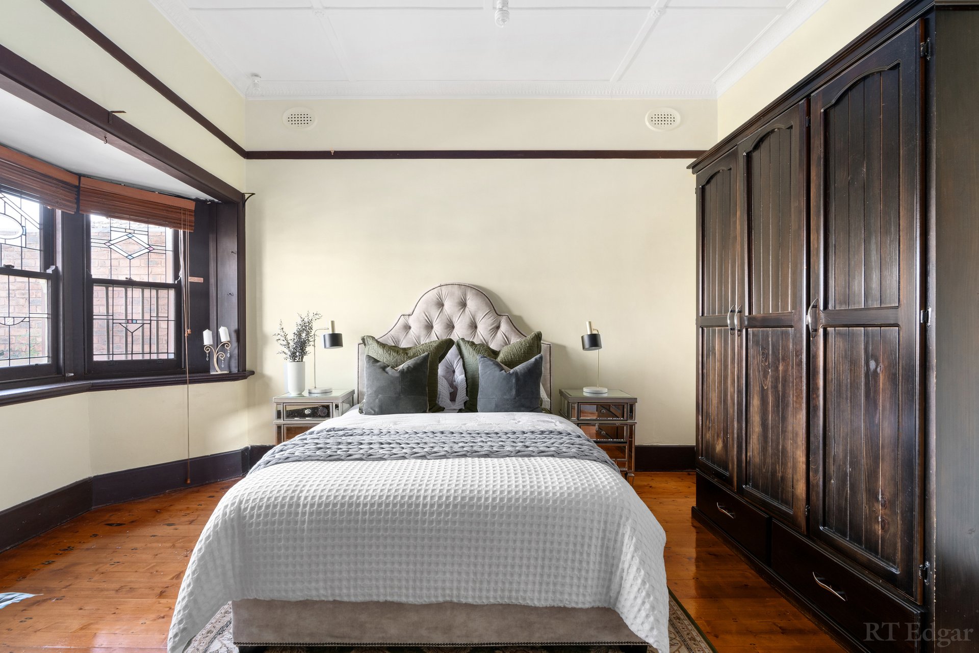 Property Gallery Thumbnail 5