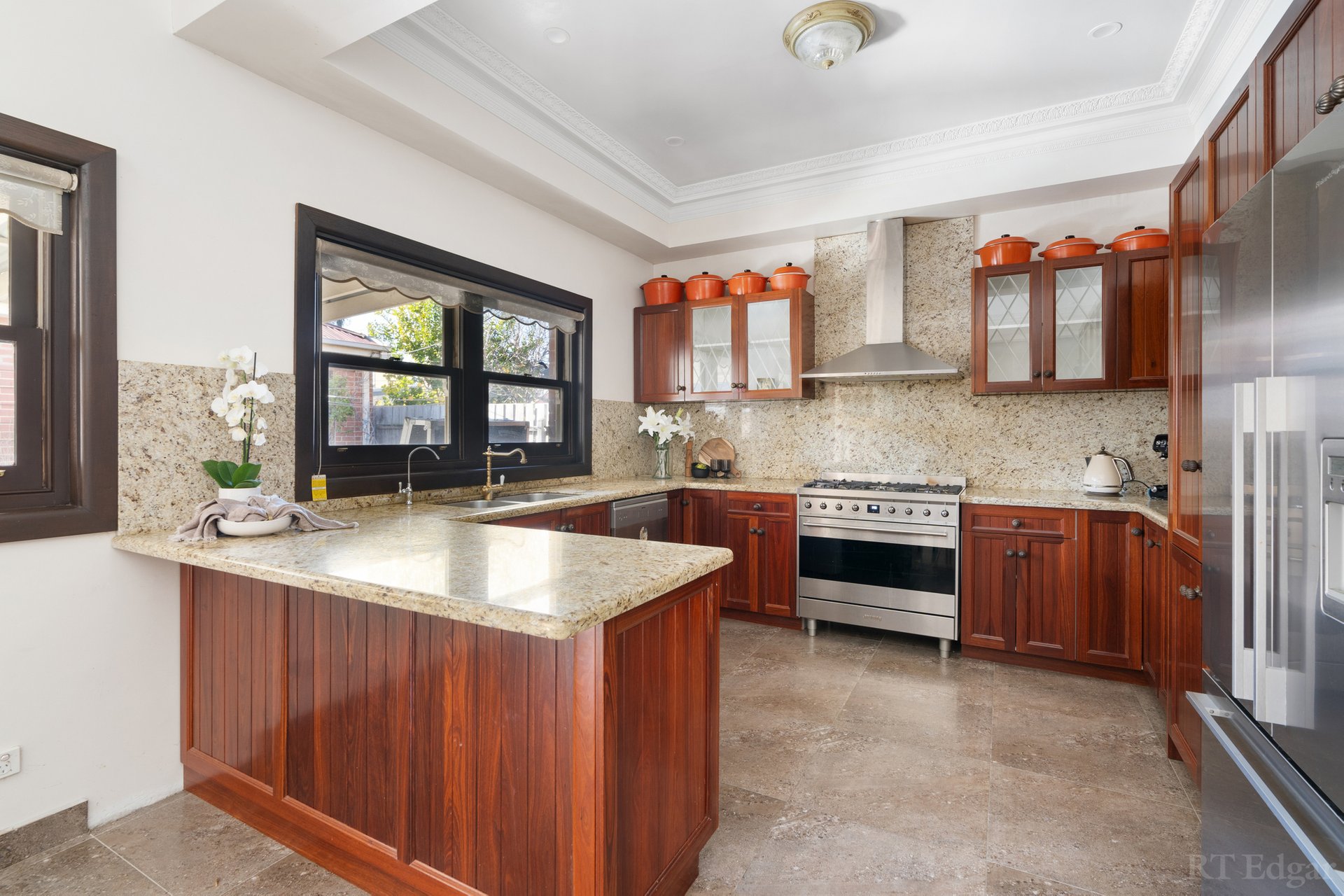 Property Gallery Thumbnail 19