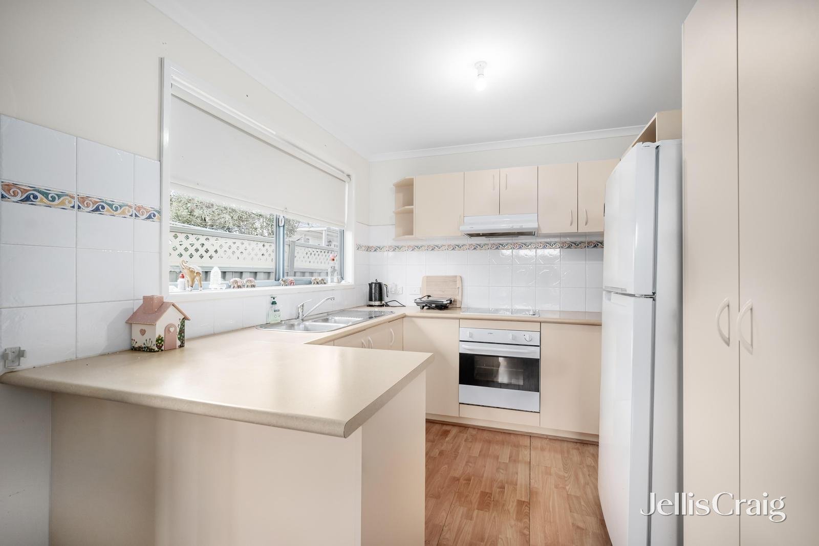 138 Dorking Road, Box Hill North image 5