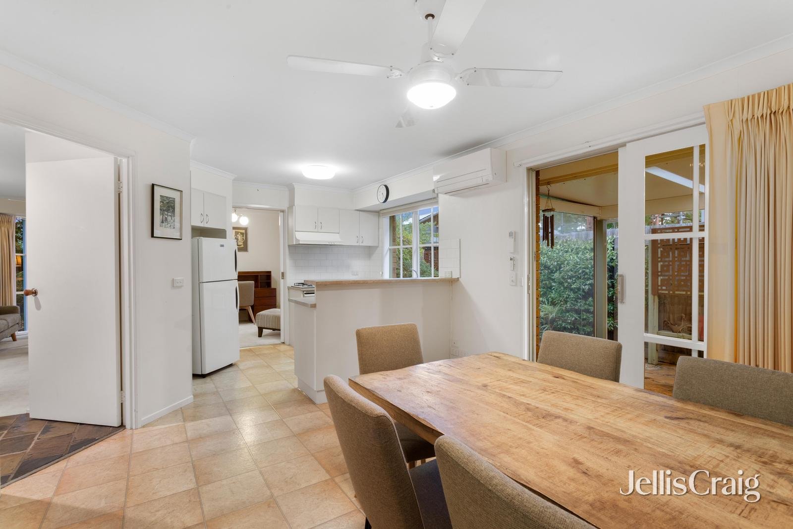 1/38 Elder Street, Blackburn image 4