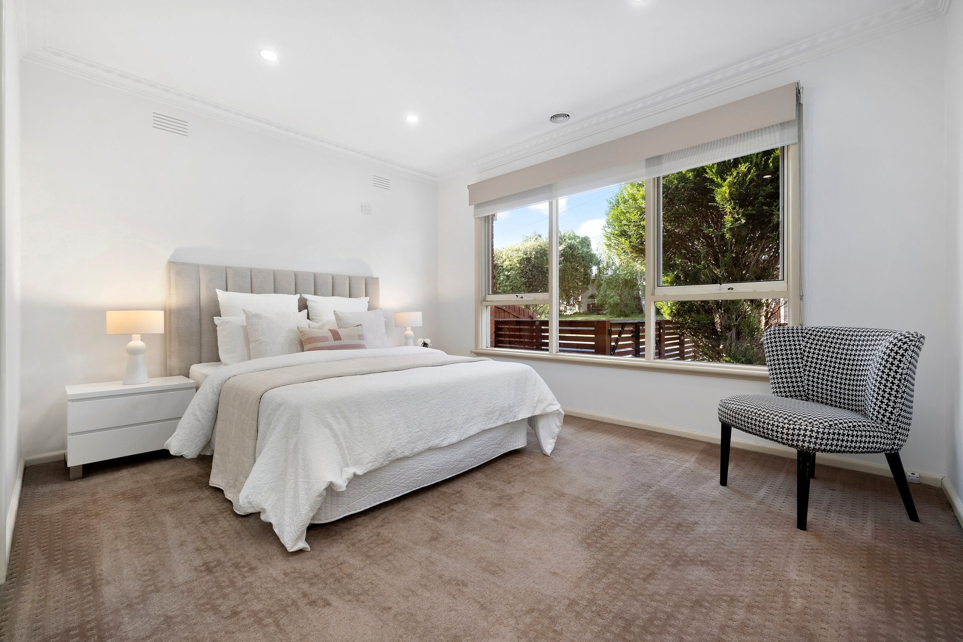 138 Eley Road, Burwood East image 9