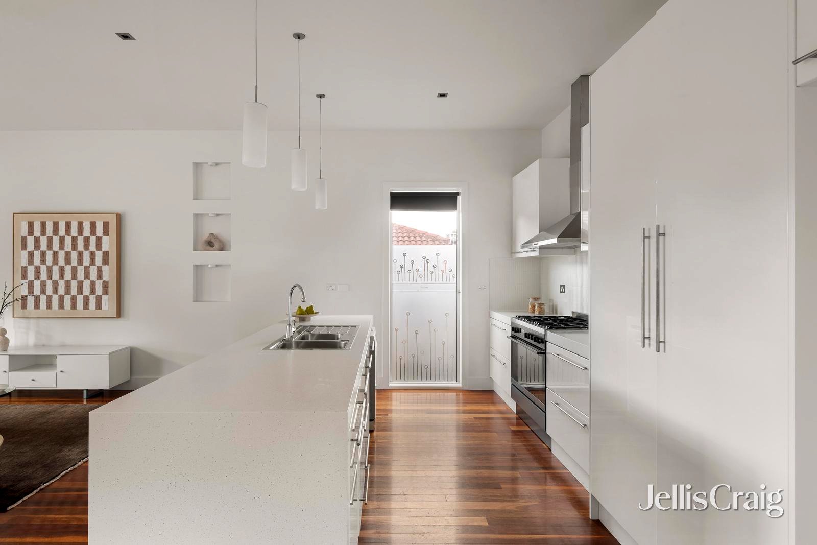 138 Hutton Street, Thornbury image 4