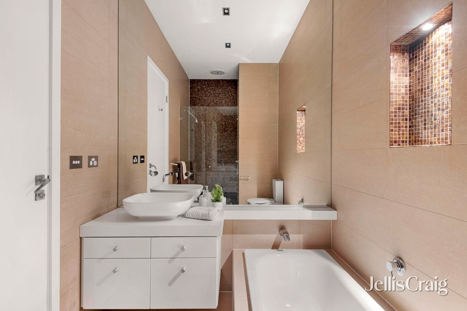 138 Hutton Street, Thornbury image 11