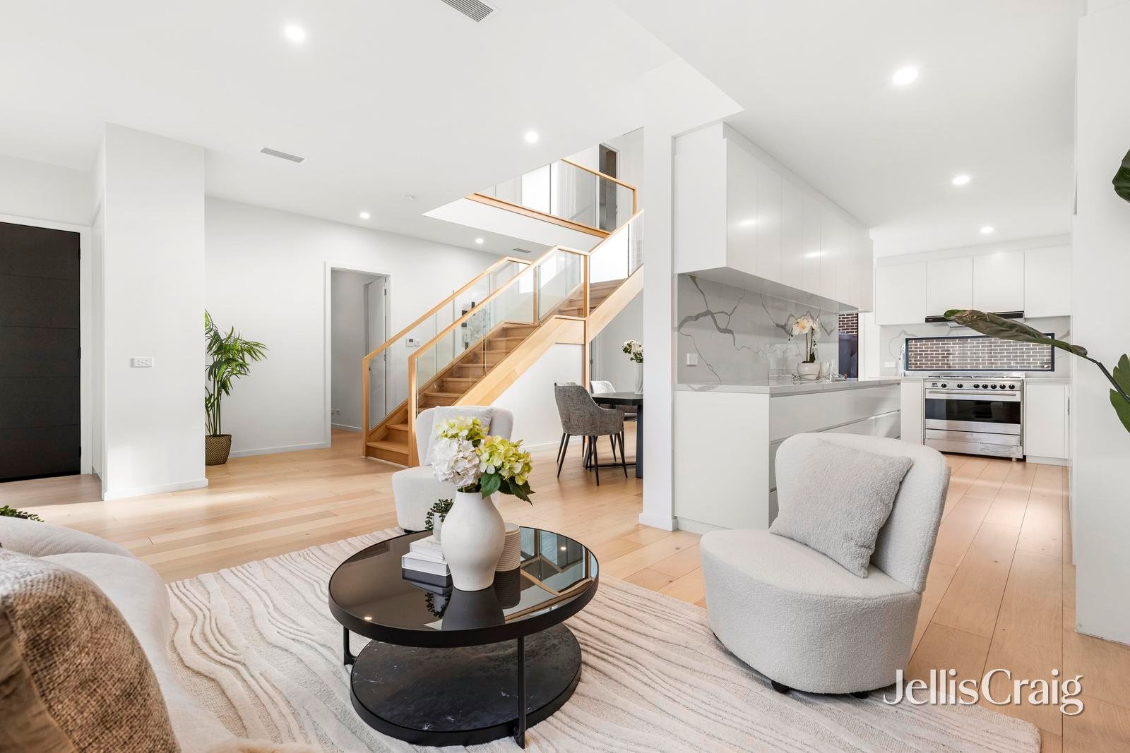 1/38 Illuka Crescent, Mount&nbsp;Waverley image 3