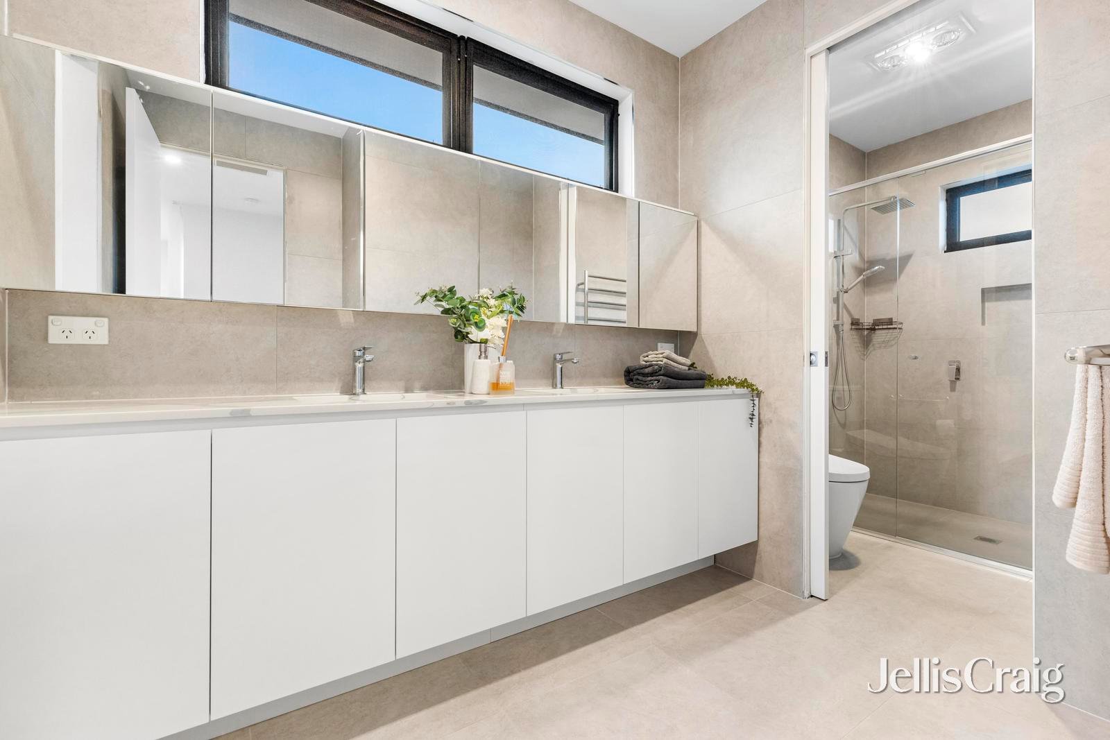 1/38 Illuka Crescent, Mount&nbsp;Waverley image 7