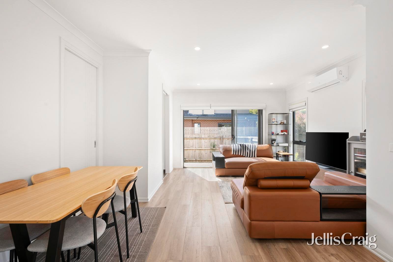 1/38 Jackson Street, Croydon image 4