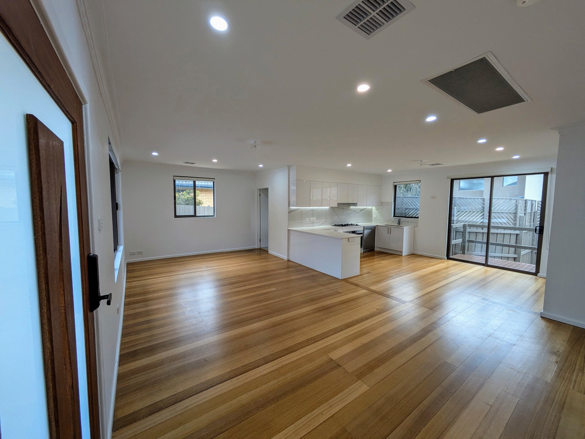 1/38 Leonie Avenue, Mount&nbsp;Waverley image 3