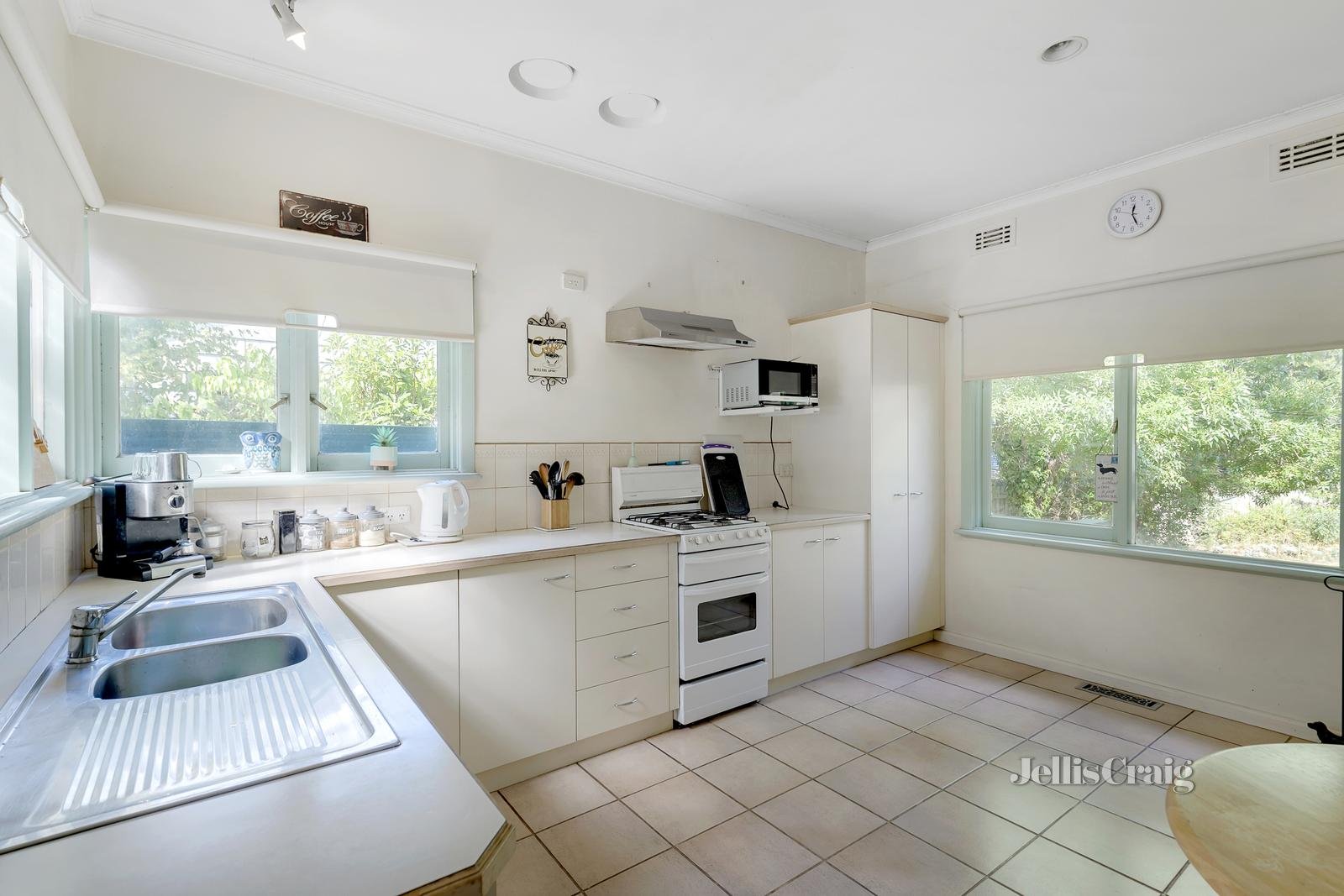 138 Mt Dandenong Road, Croydon image 5