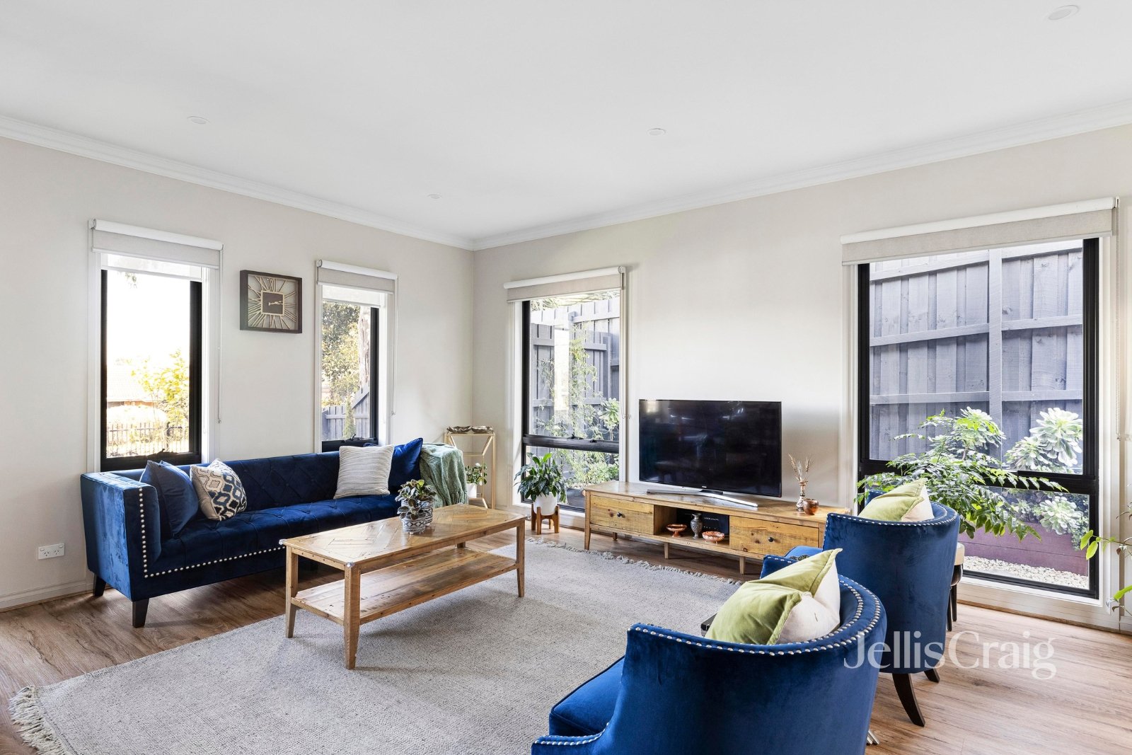 138 Nell Street, Greensborough image 5