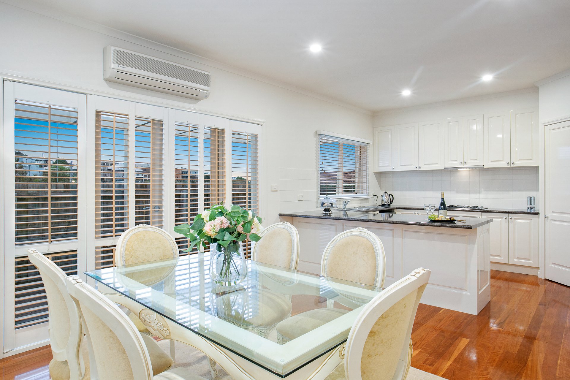 Property Gallery Thumbnail 3