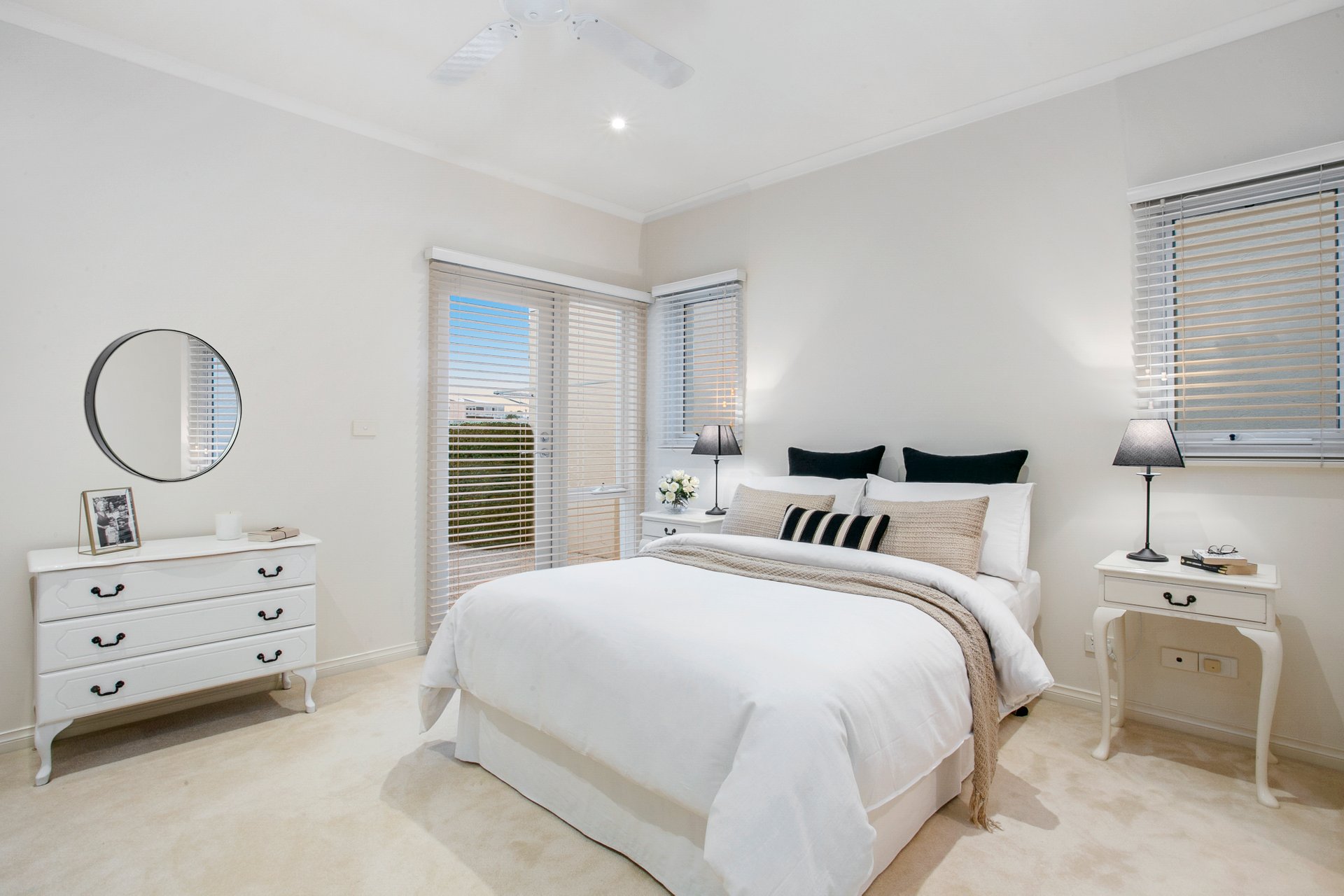 Property Gallery Thumbnail 8