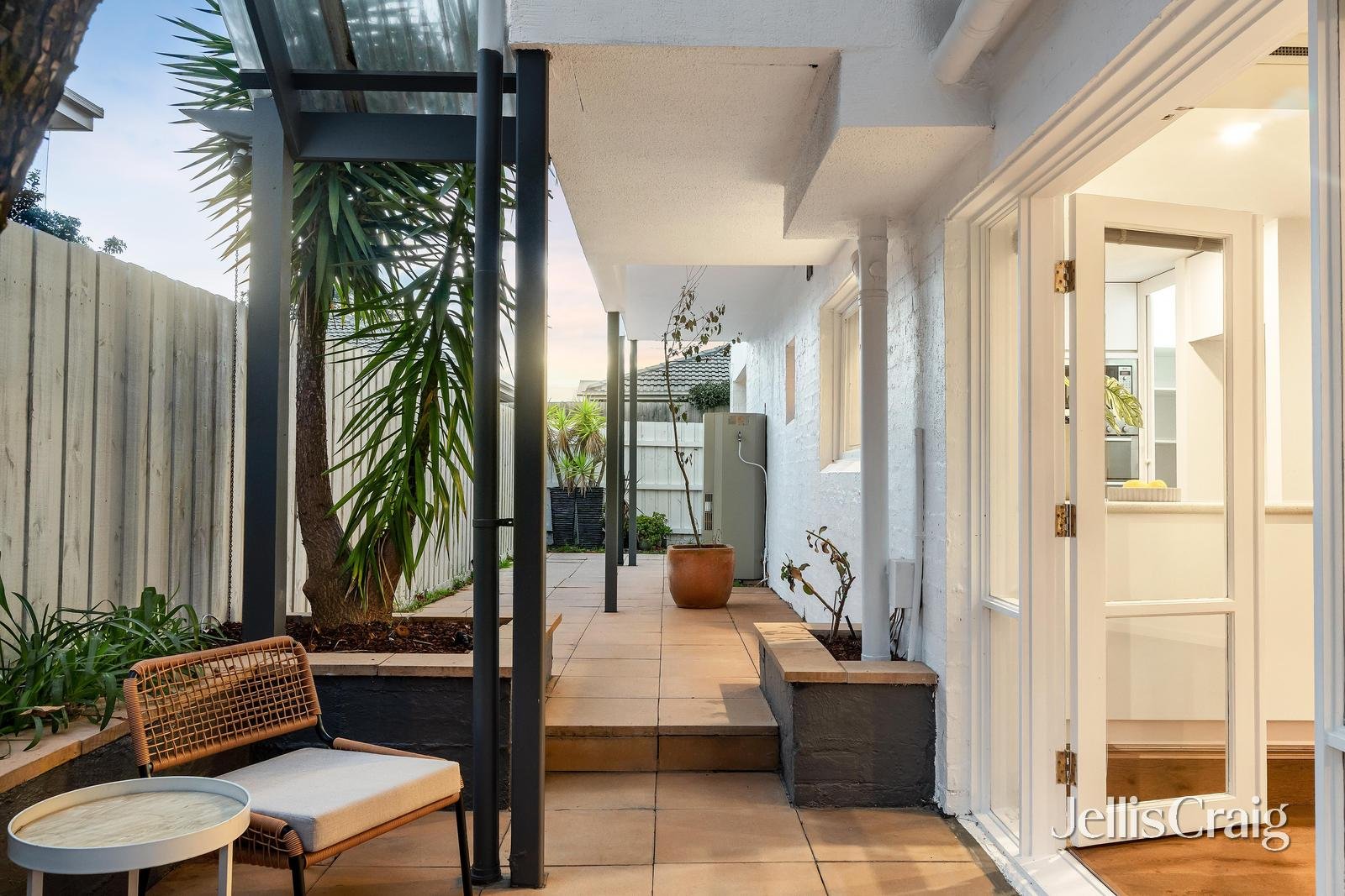 138 Windsor Crescent, Surrey&nbsp;Hills image 10