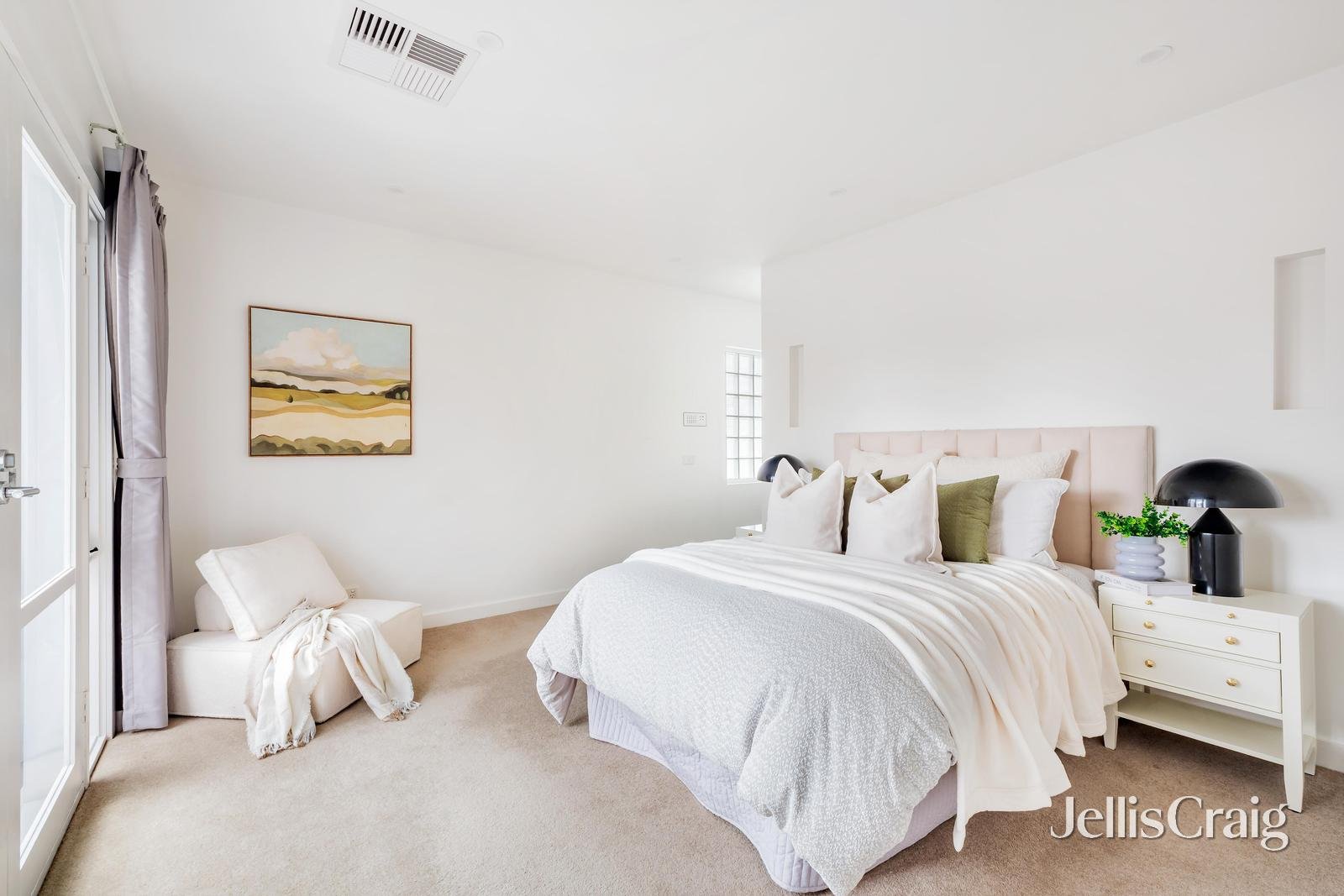 138 Windsor Crescent, Surrey&nbsp;Hills image 17