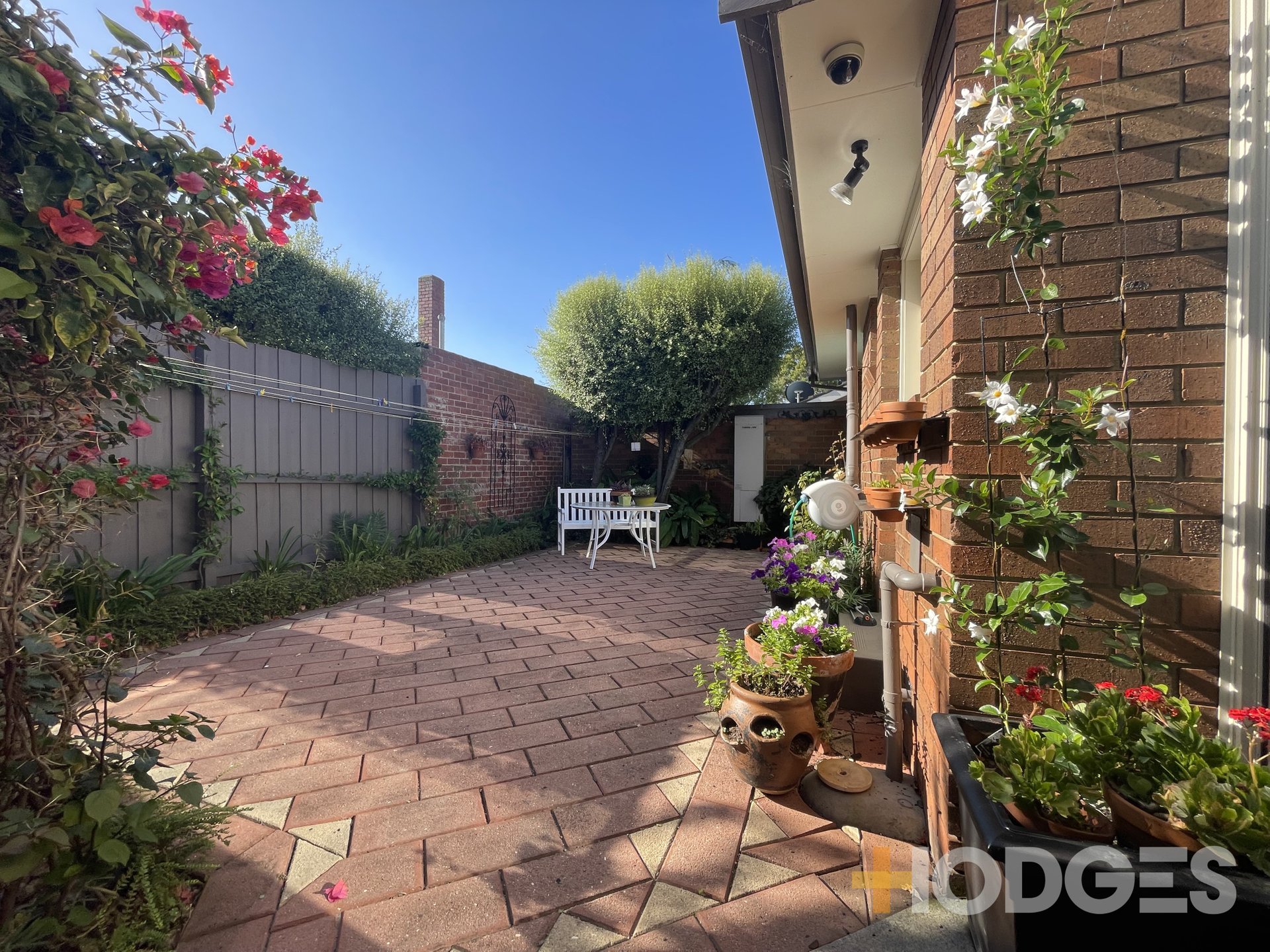 1 / 383 South Rd  Brighton East