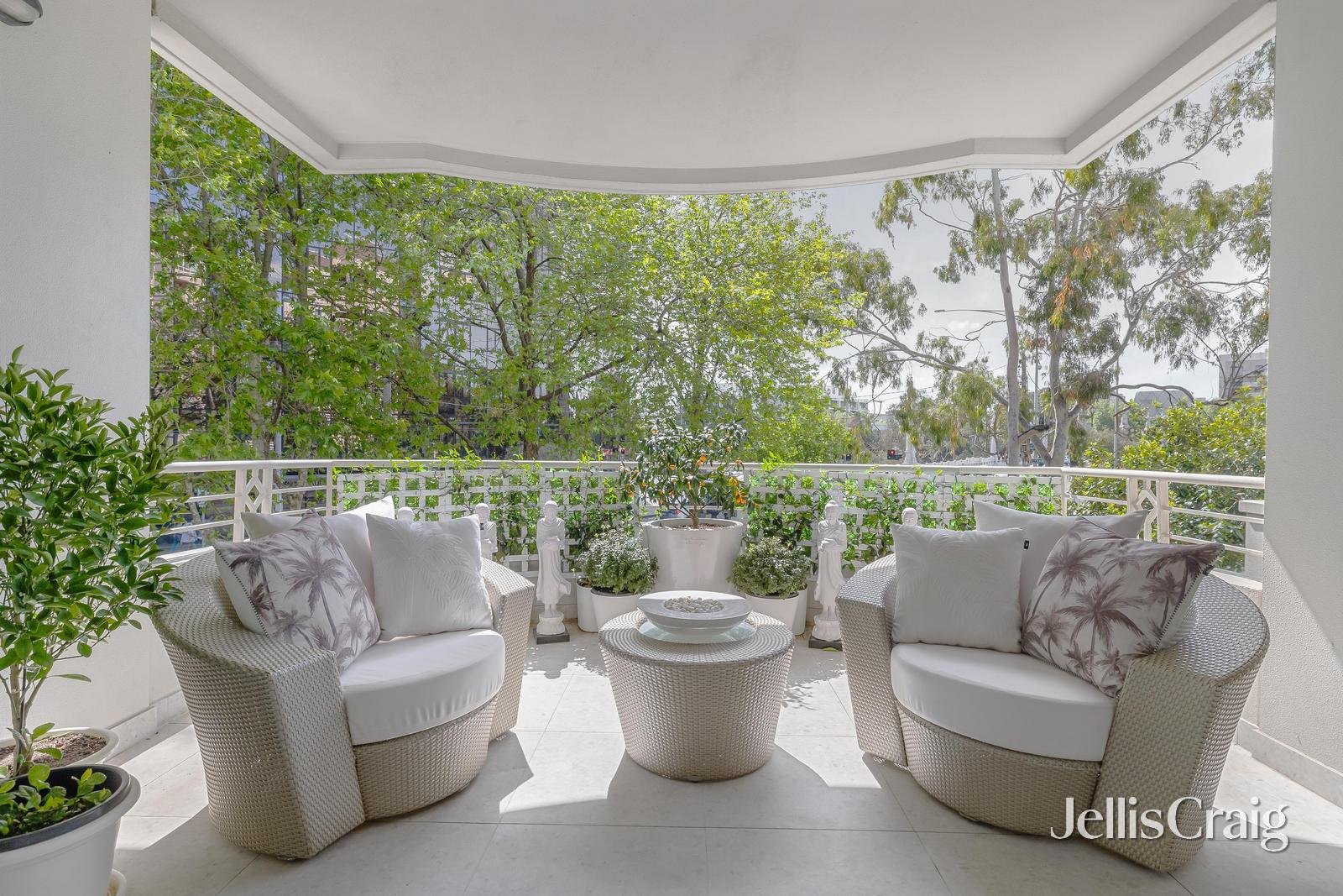1.3/85 Alexandra Avenue, South Yarra image 3