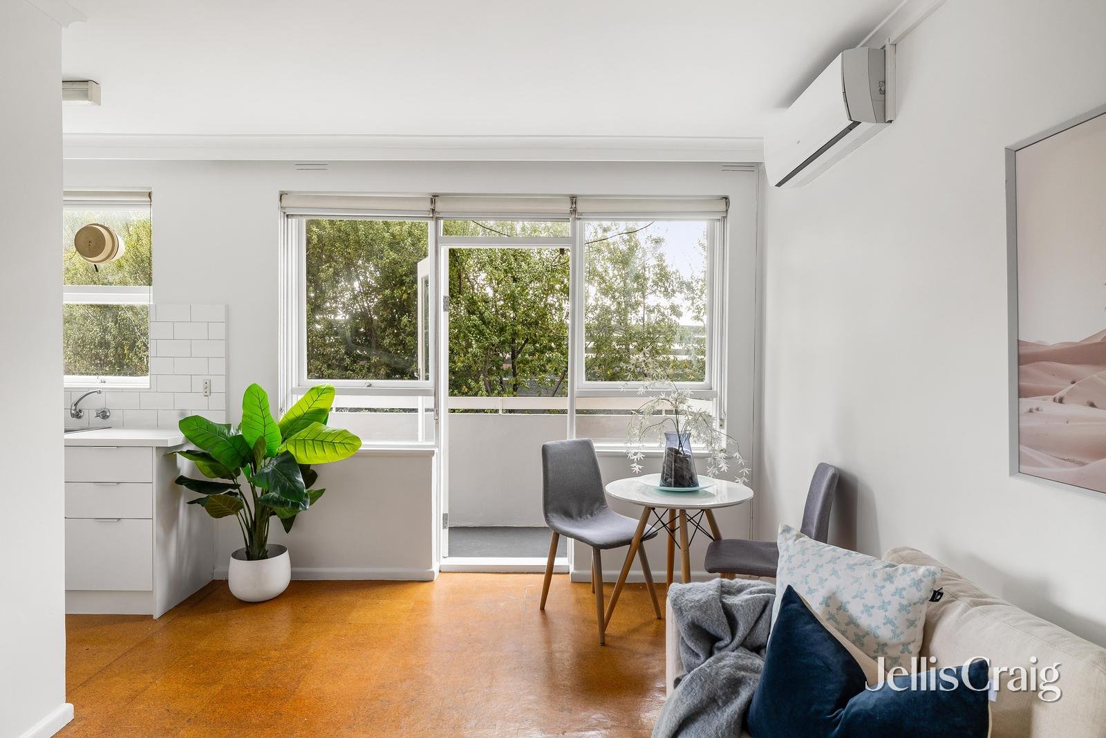 13/86 Ruskin Street, Elwood image 3
