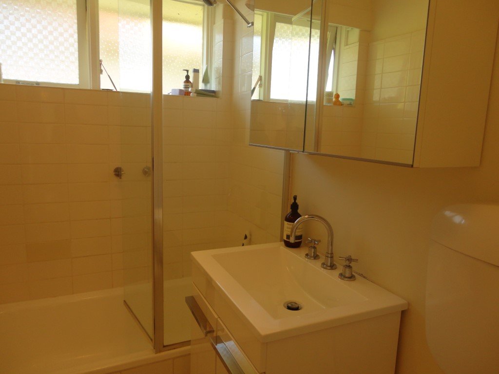Property Gallery Thumbnail 6