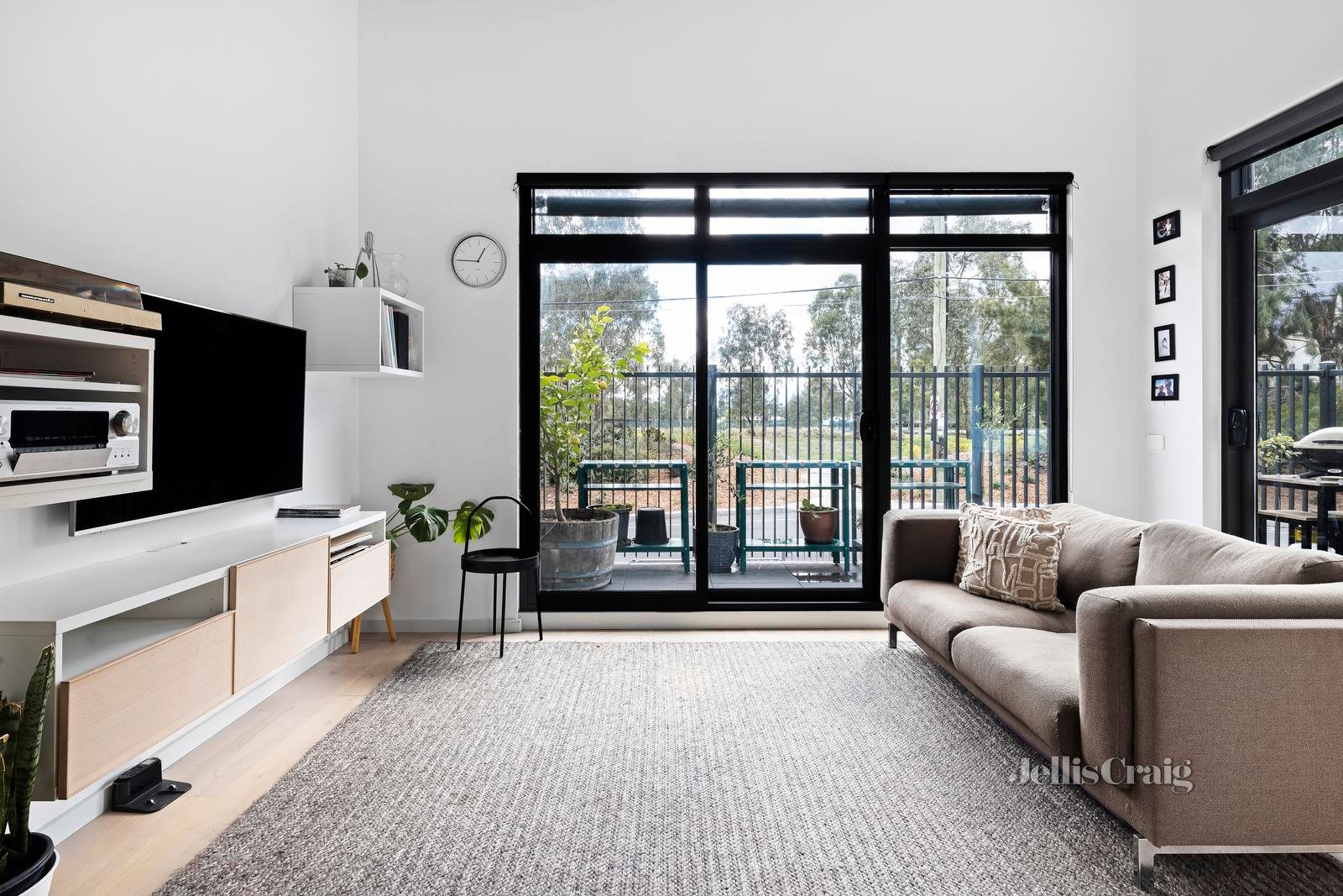 138/77 Hobsons Road, Kensington image 3