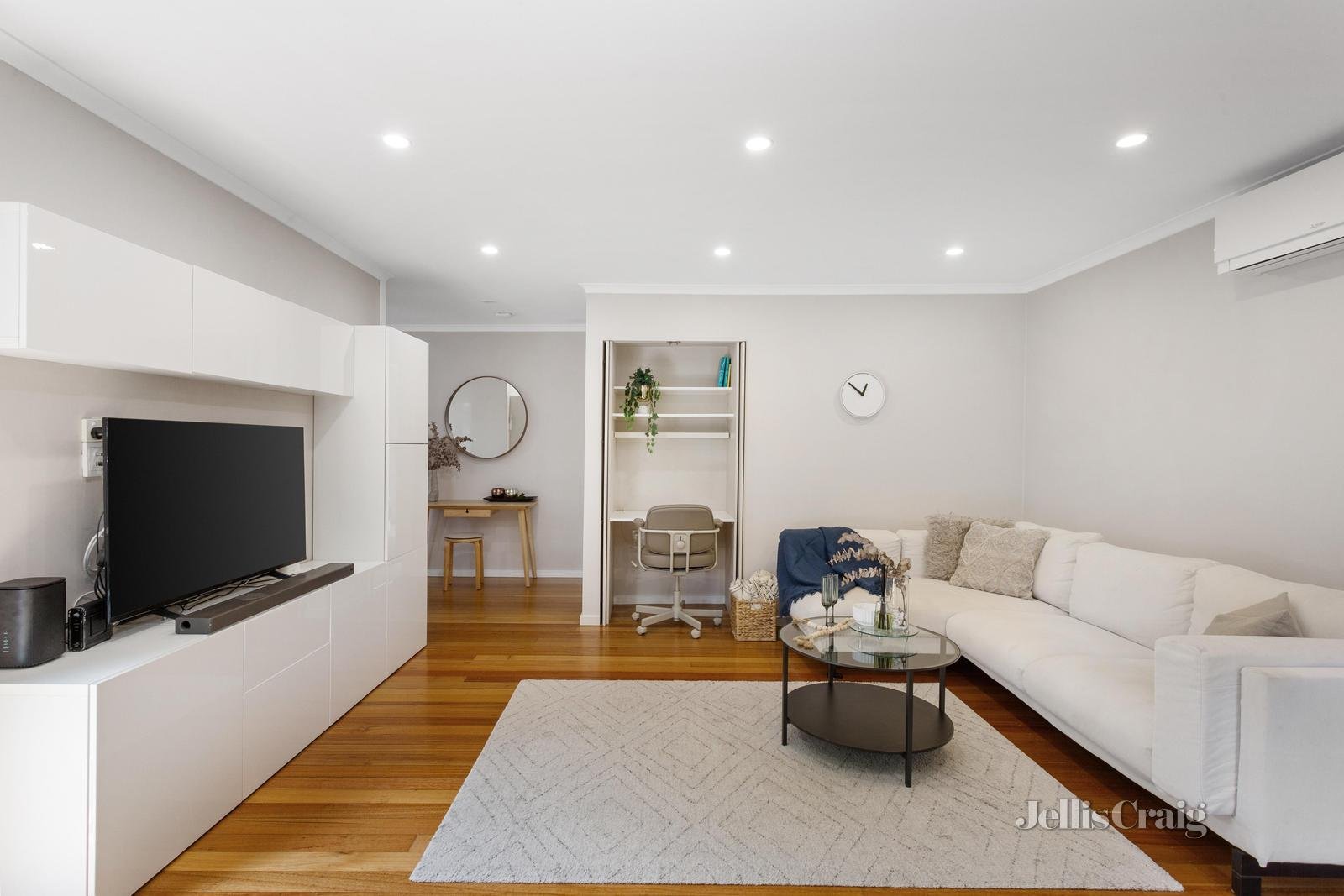 1/39 Donna Buang Street, Camberwell image 3