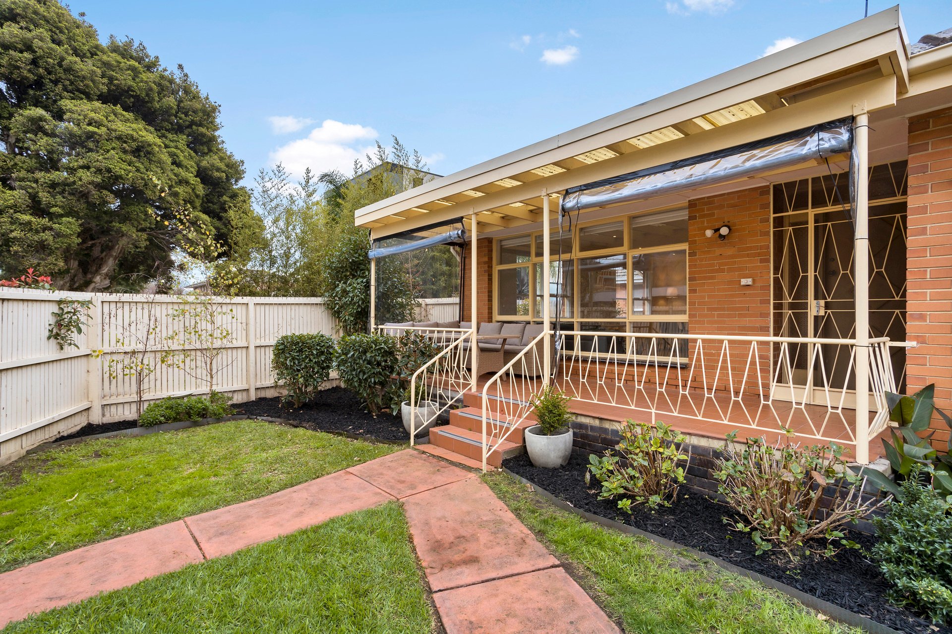 Property Gallery Thumbnail 2