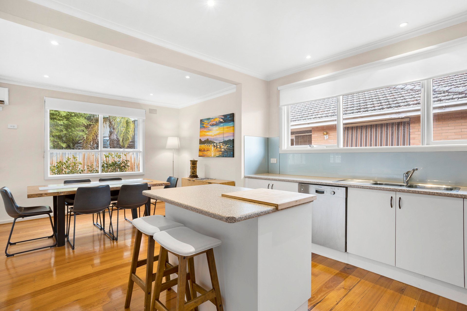 Property Gallery Thumbnail 6