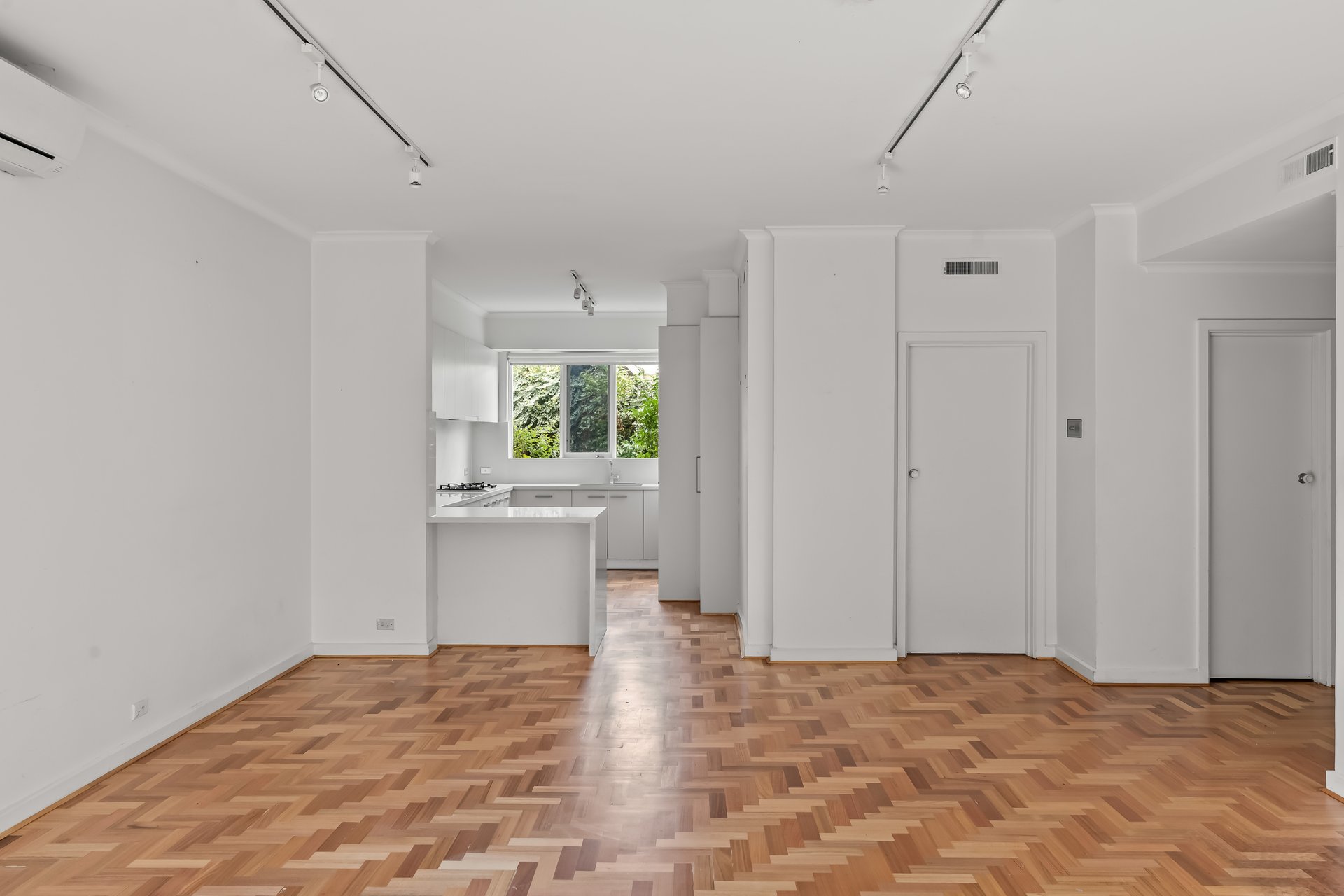 1/39 Kooyong Road, Caulfield&nbsp;North image 2