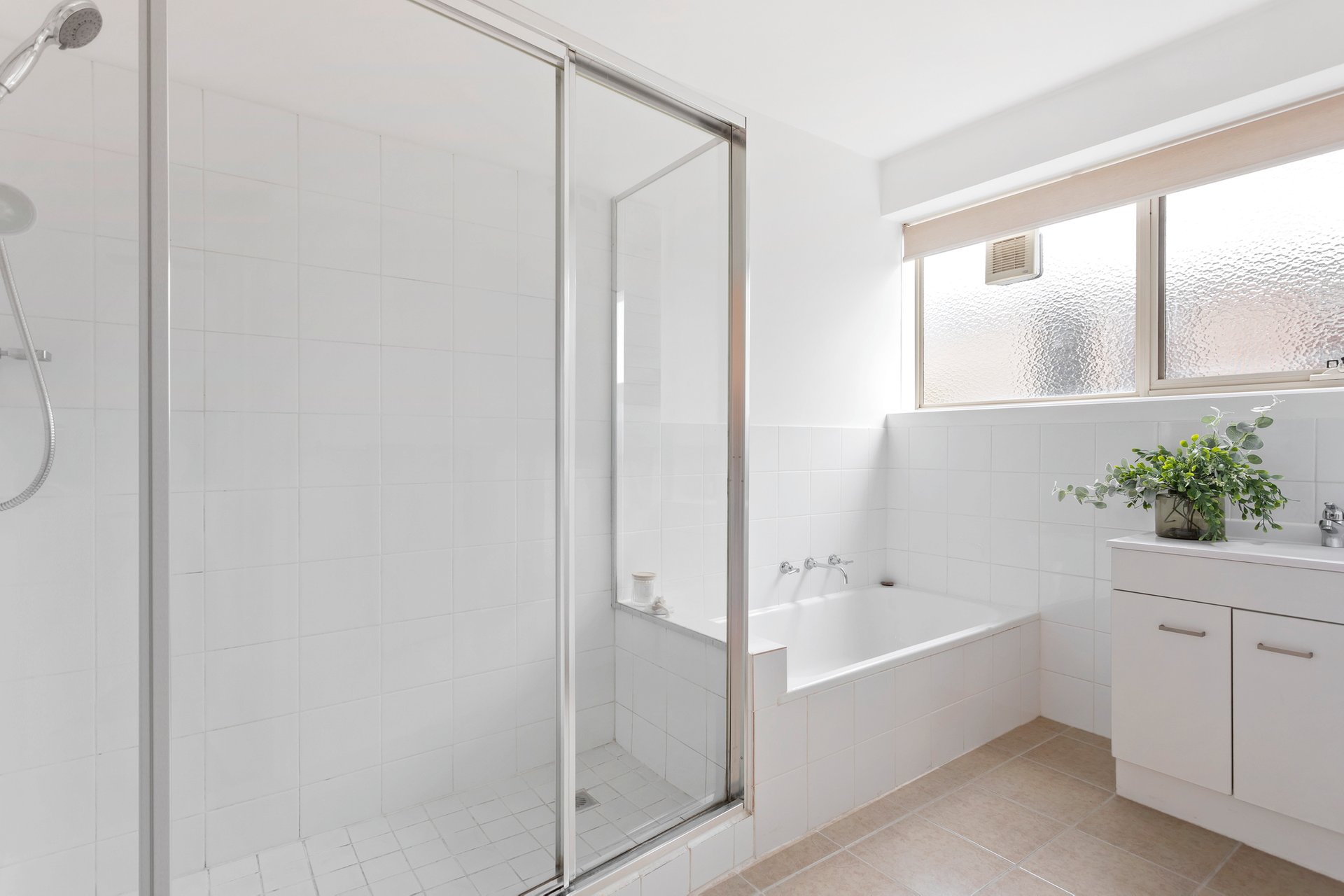 Property Gallery Thumbnail 7