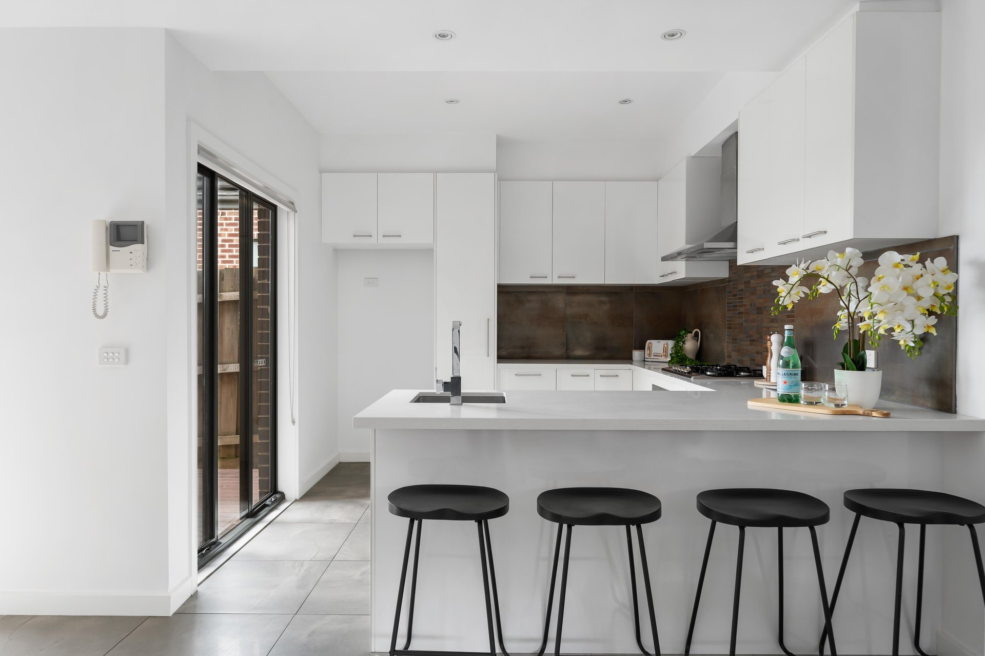 1/39 Neville Street, Box Hill South image 5