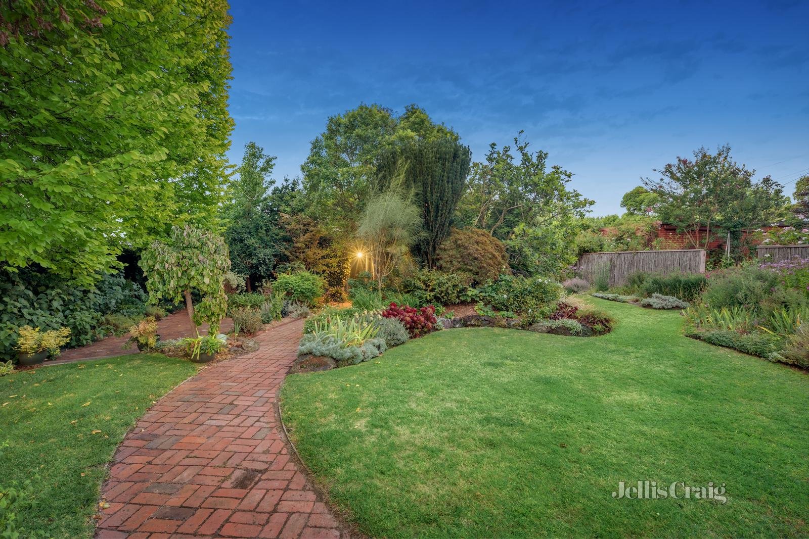 139 Prospect Hill Road, Canterbury image 9