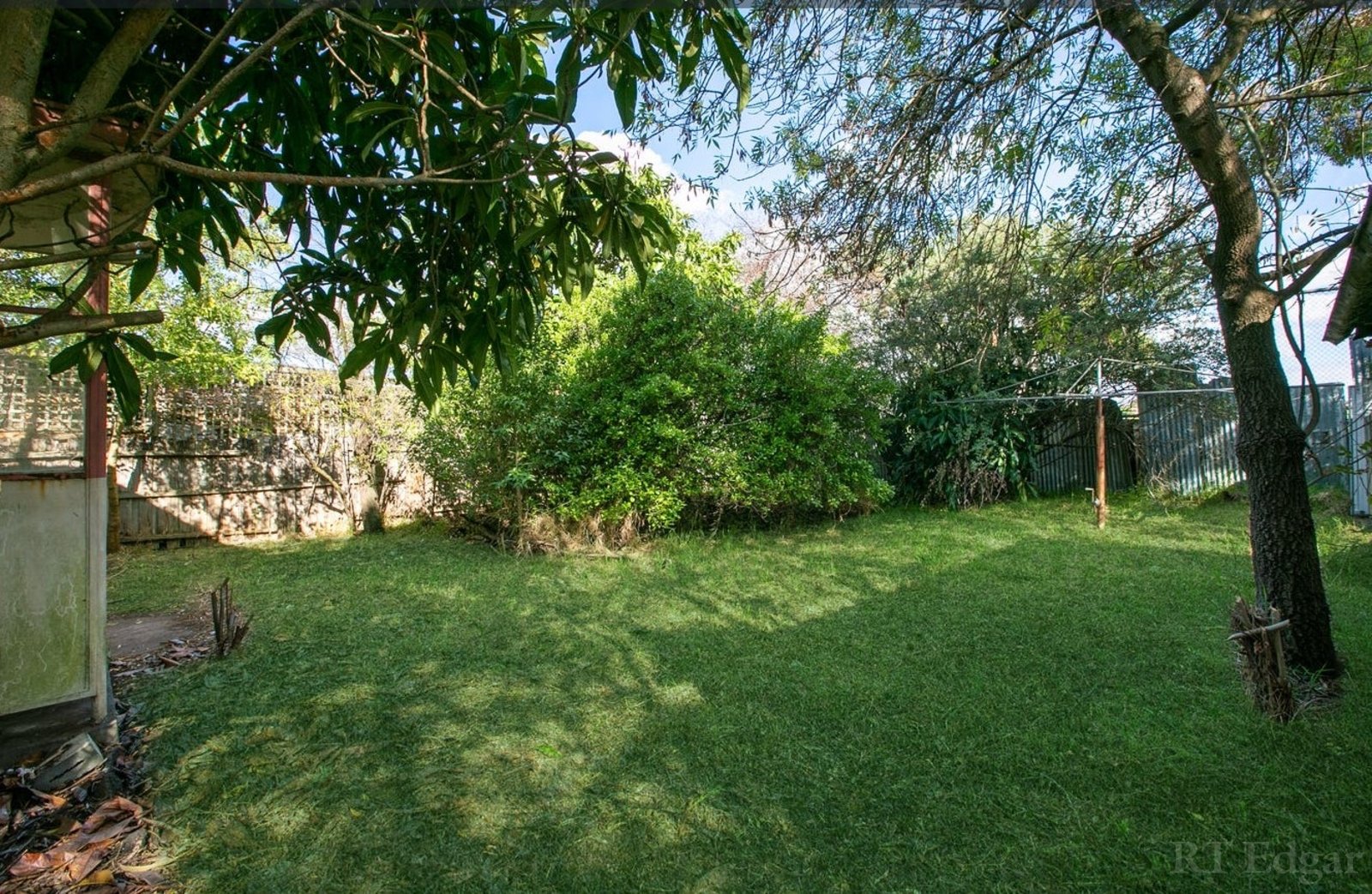 Property Gallery Thumbnail 3