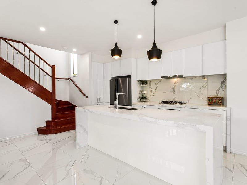 Property Gallery Thumbnail 4