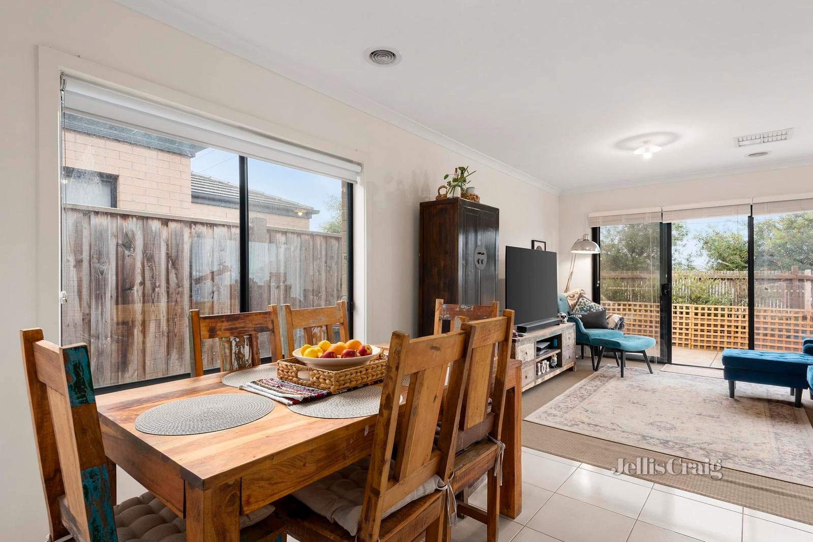 139 Wurrook Circuit, North Geelong image 4