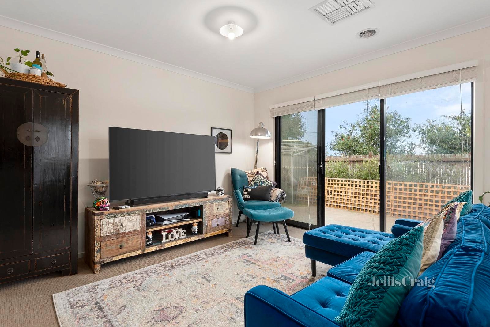 139 Wurrook Circuit, North Geelong image 5