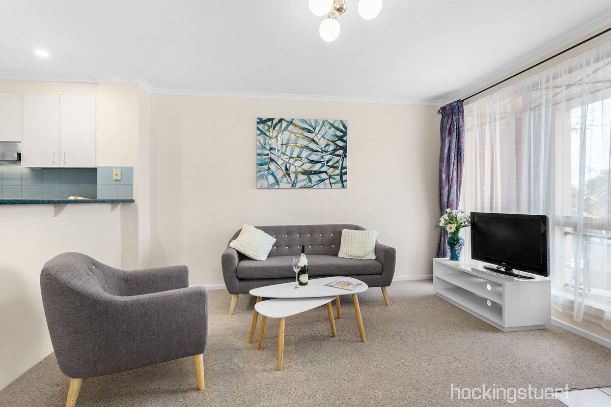 13/910 Canterbury Road, Box Hill South image 2