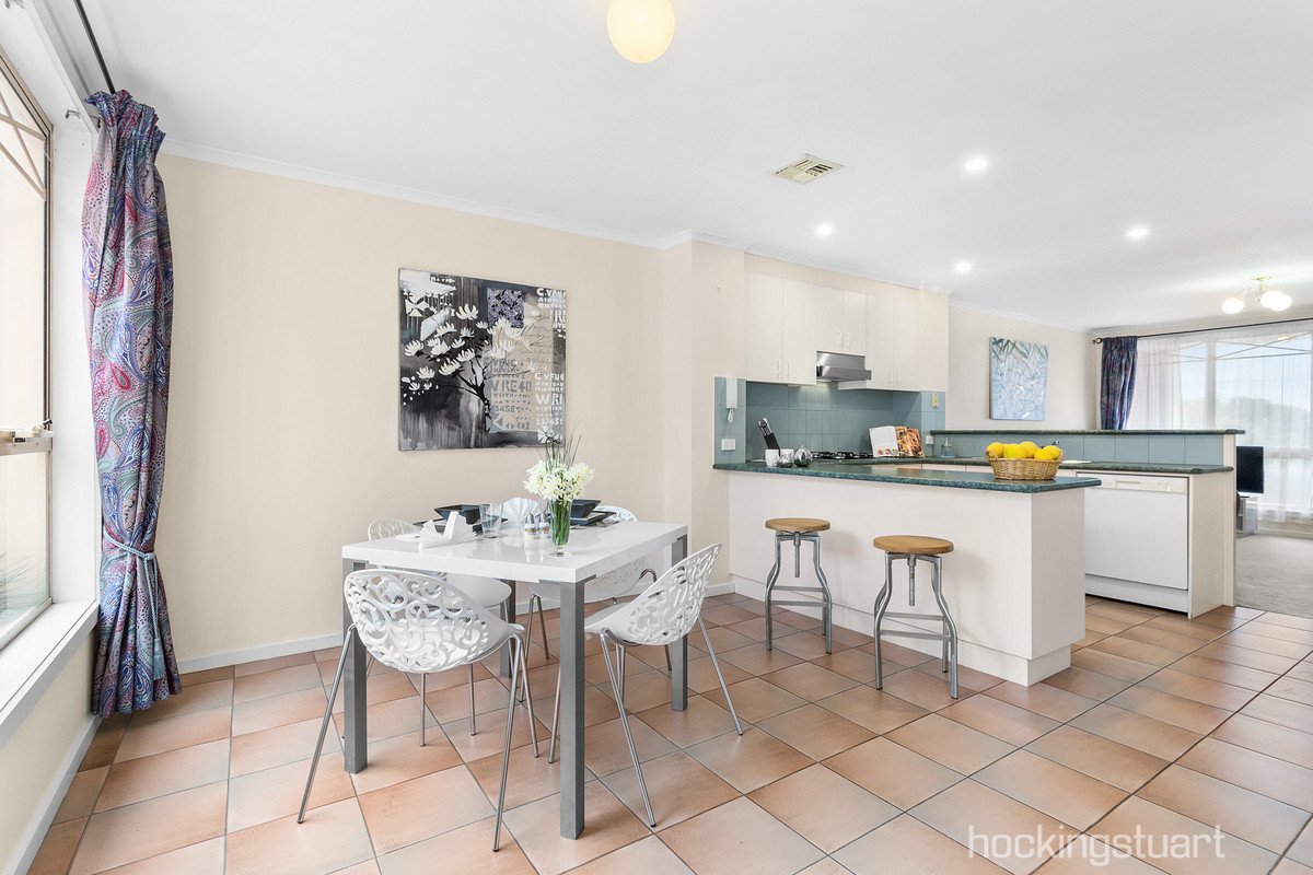 13/910 Canterbury Road, Box Hill South image 6