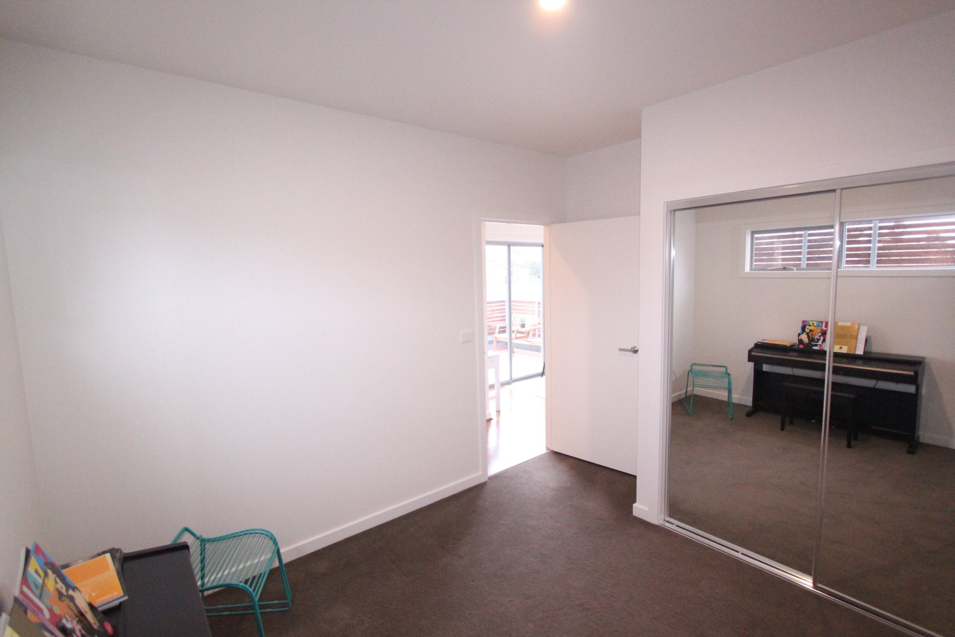 Property Gallery Thumbnail 7