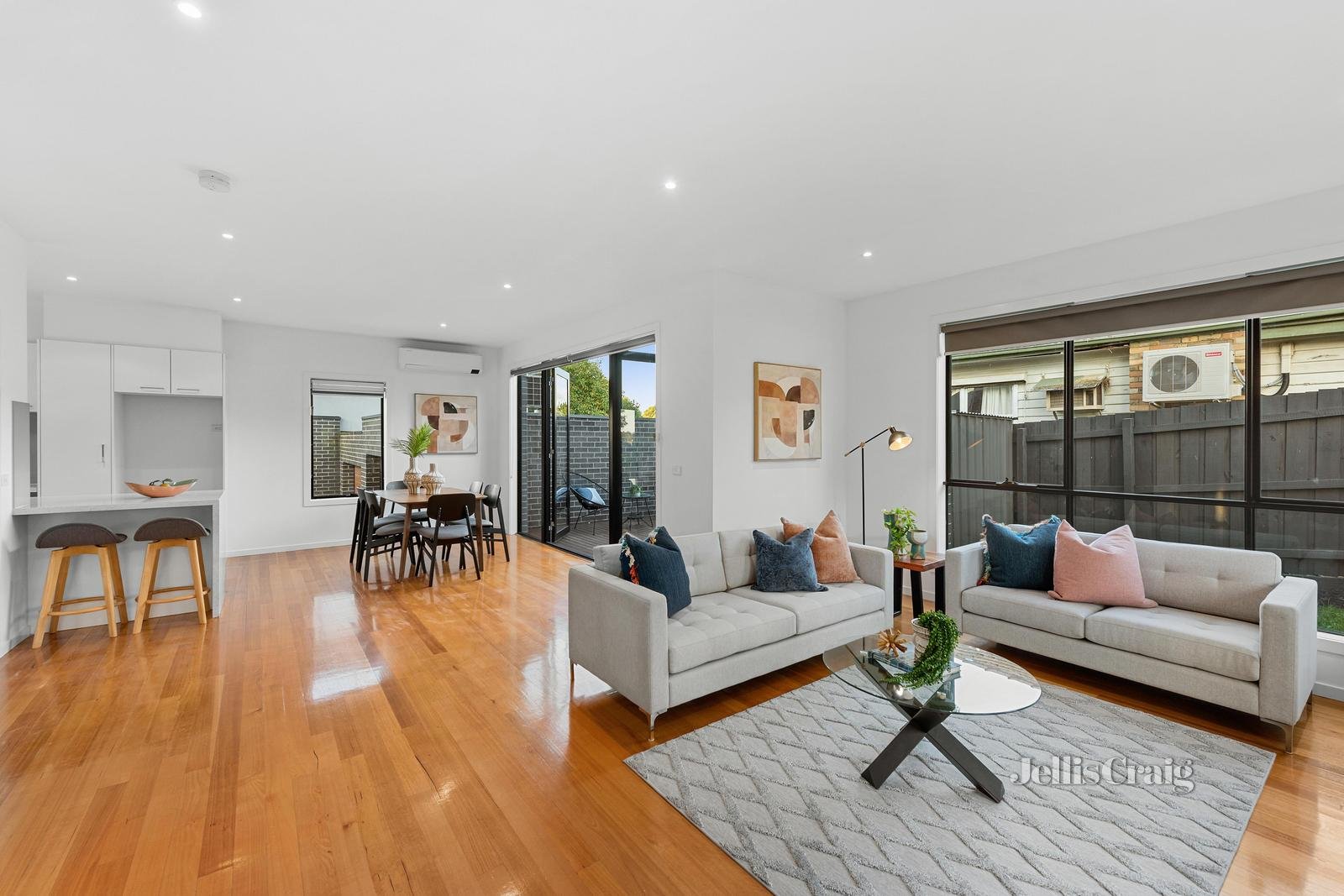 1/397 Highbury Road, Burwood image 1