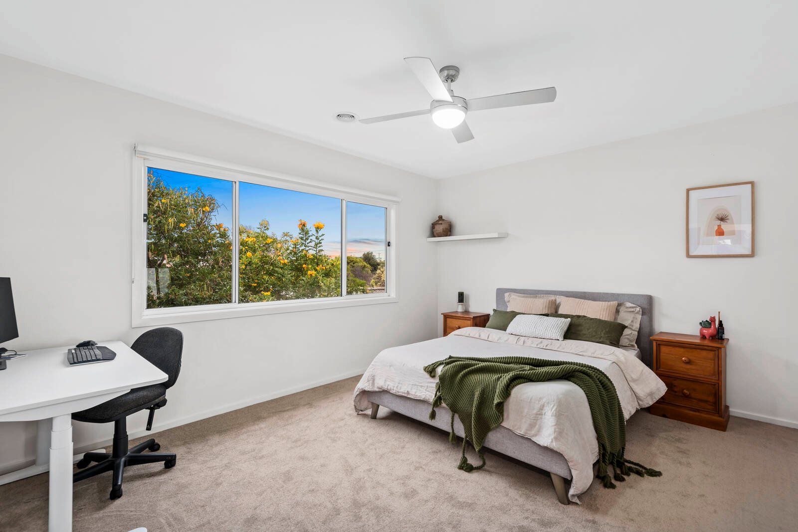 Property Gallery Thumbnail 11