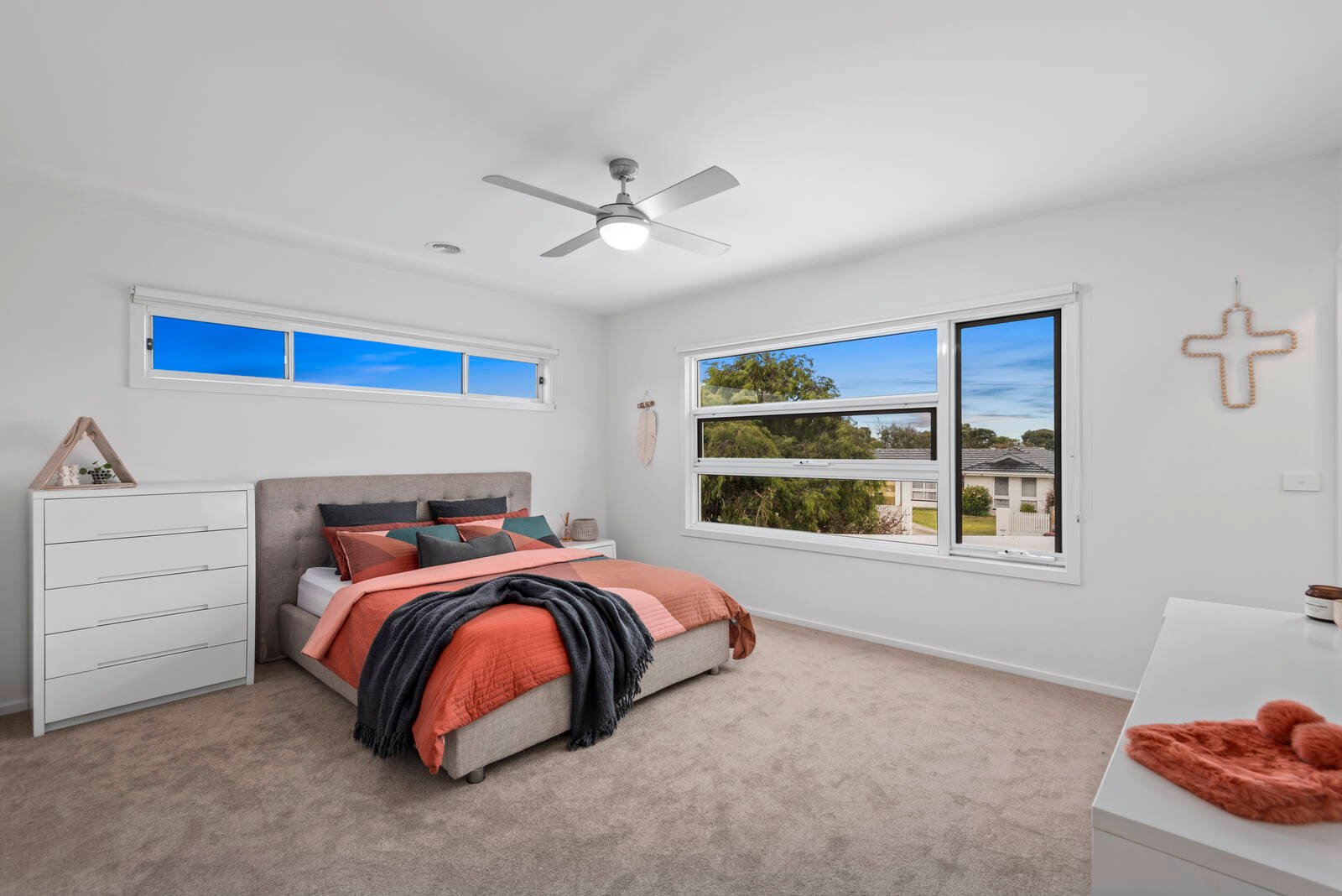 Property Gallery Thumbnail 14