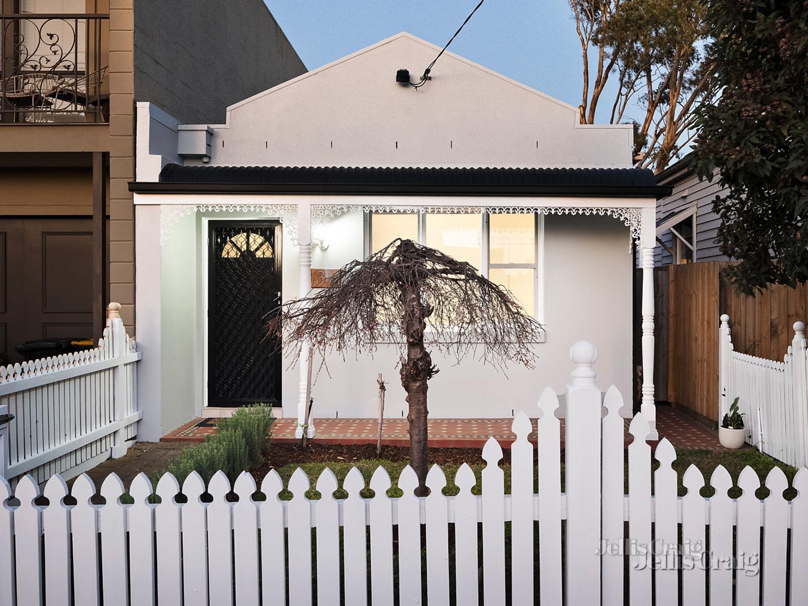 13A Holloway Road, Brunswick image 1
