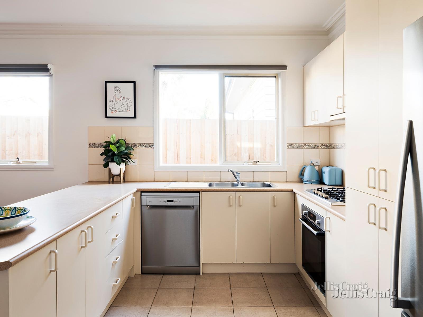 13A Holloway Road, Brunswick image 5