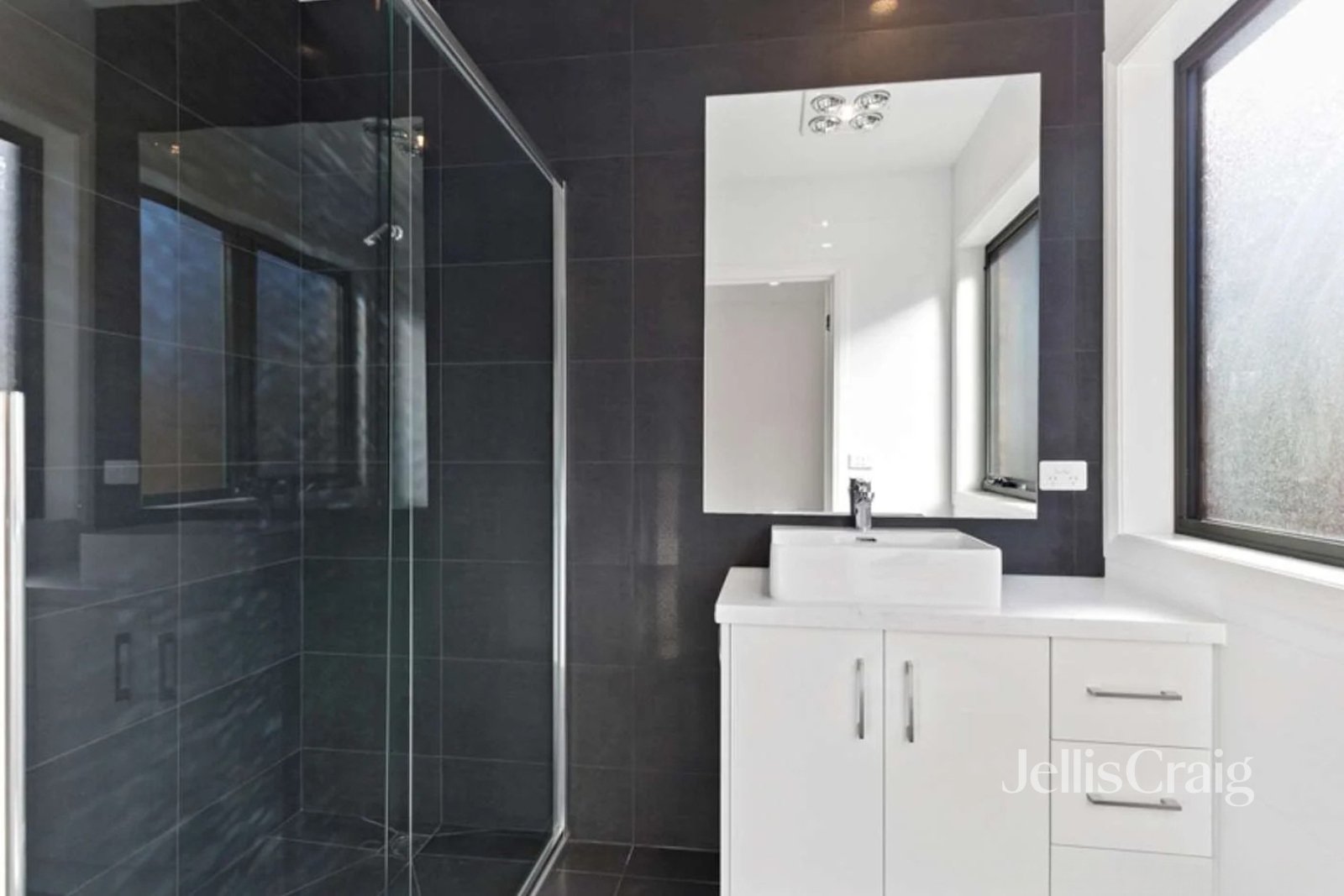 13A Liberty Parade, Ivanhoe image 7