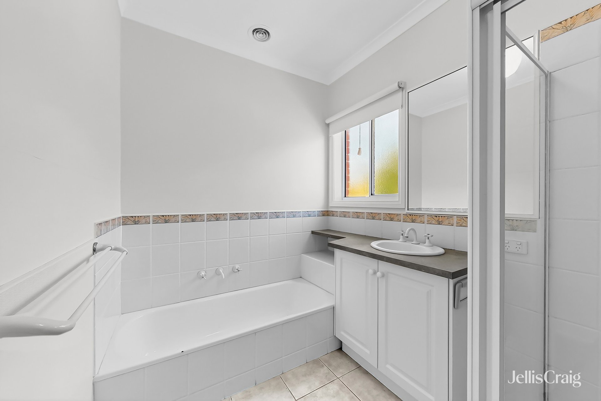 13A Marriot Road, Bentleigh image 11