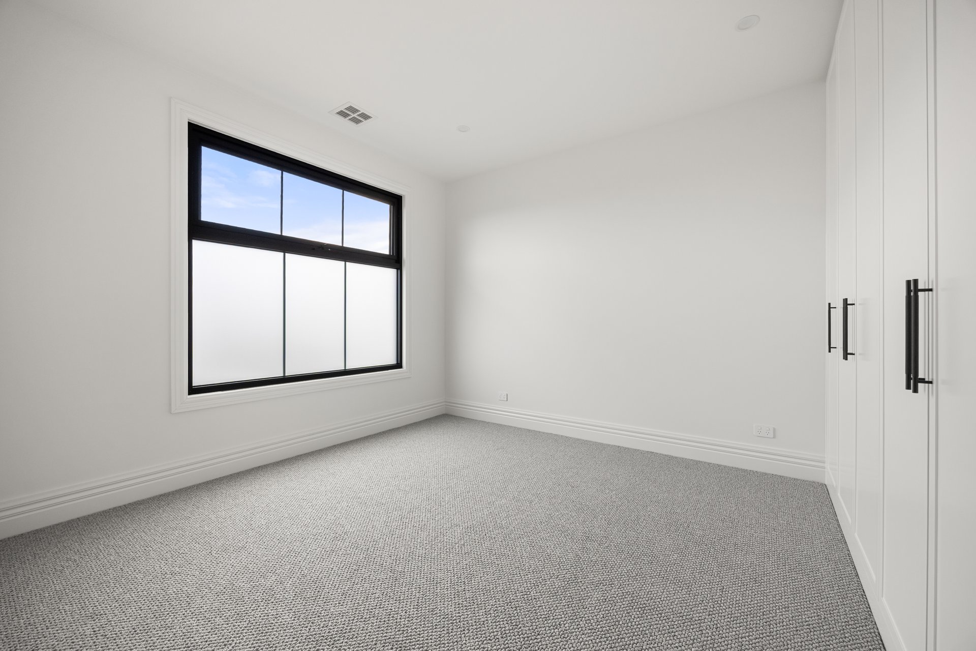 13A Meadowbank Avenue, Doncaster image 13