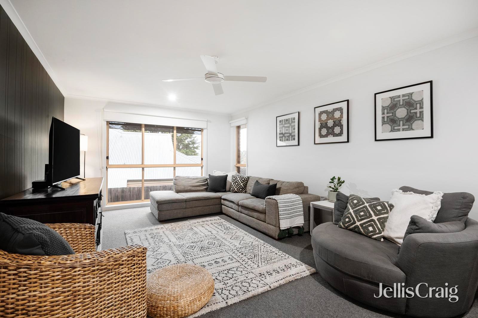 13A Oakbank Court, Mooroolbark image 6