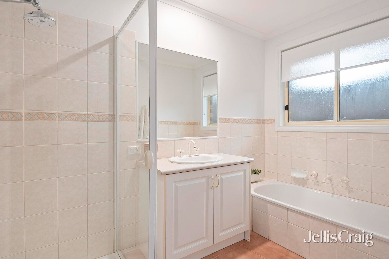 13A Oakbank Court, Mooroolbark image 10