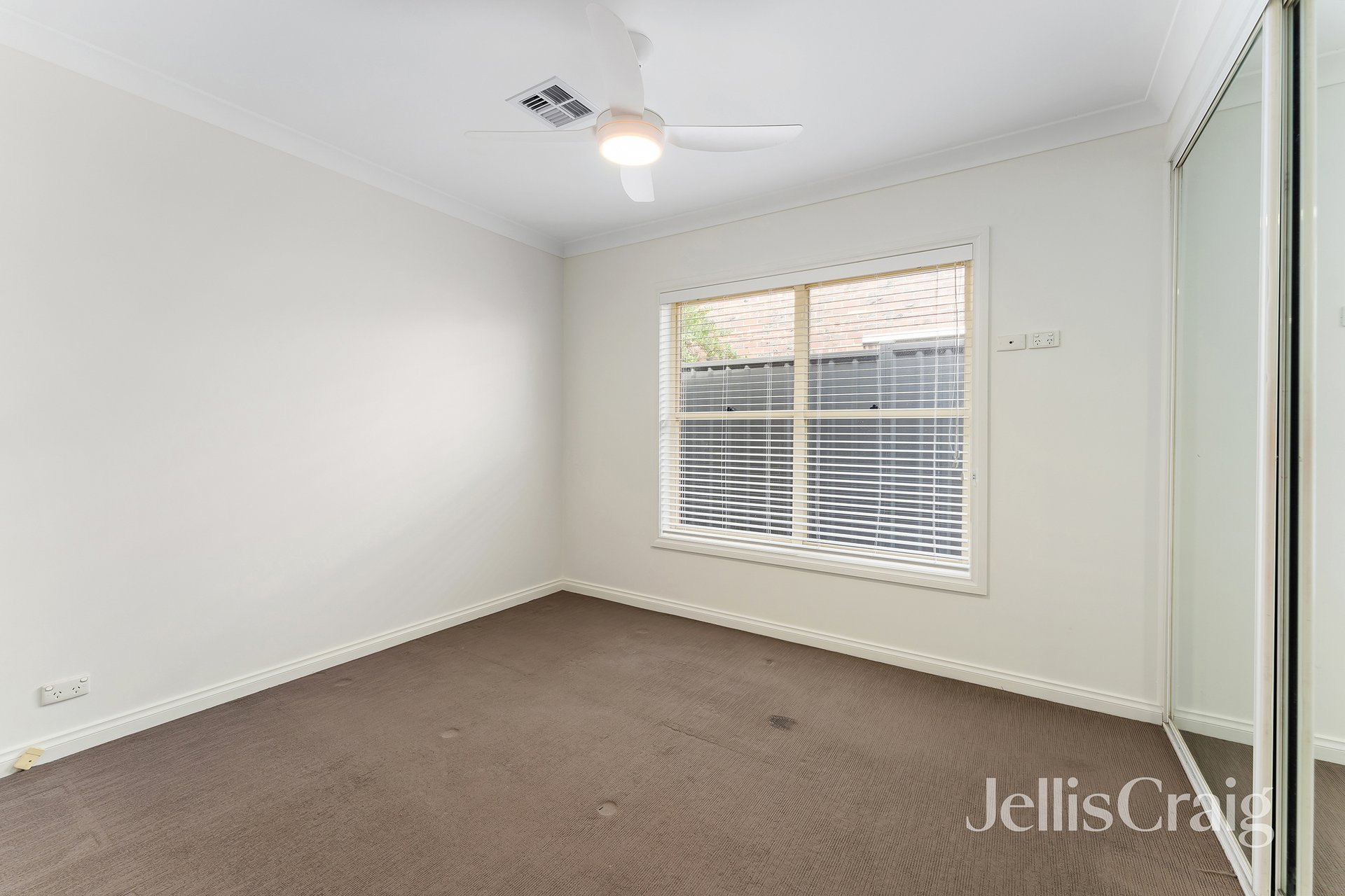 13A Prince Andrew Avenue, Lalor image 6